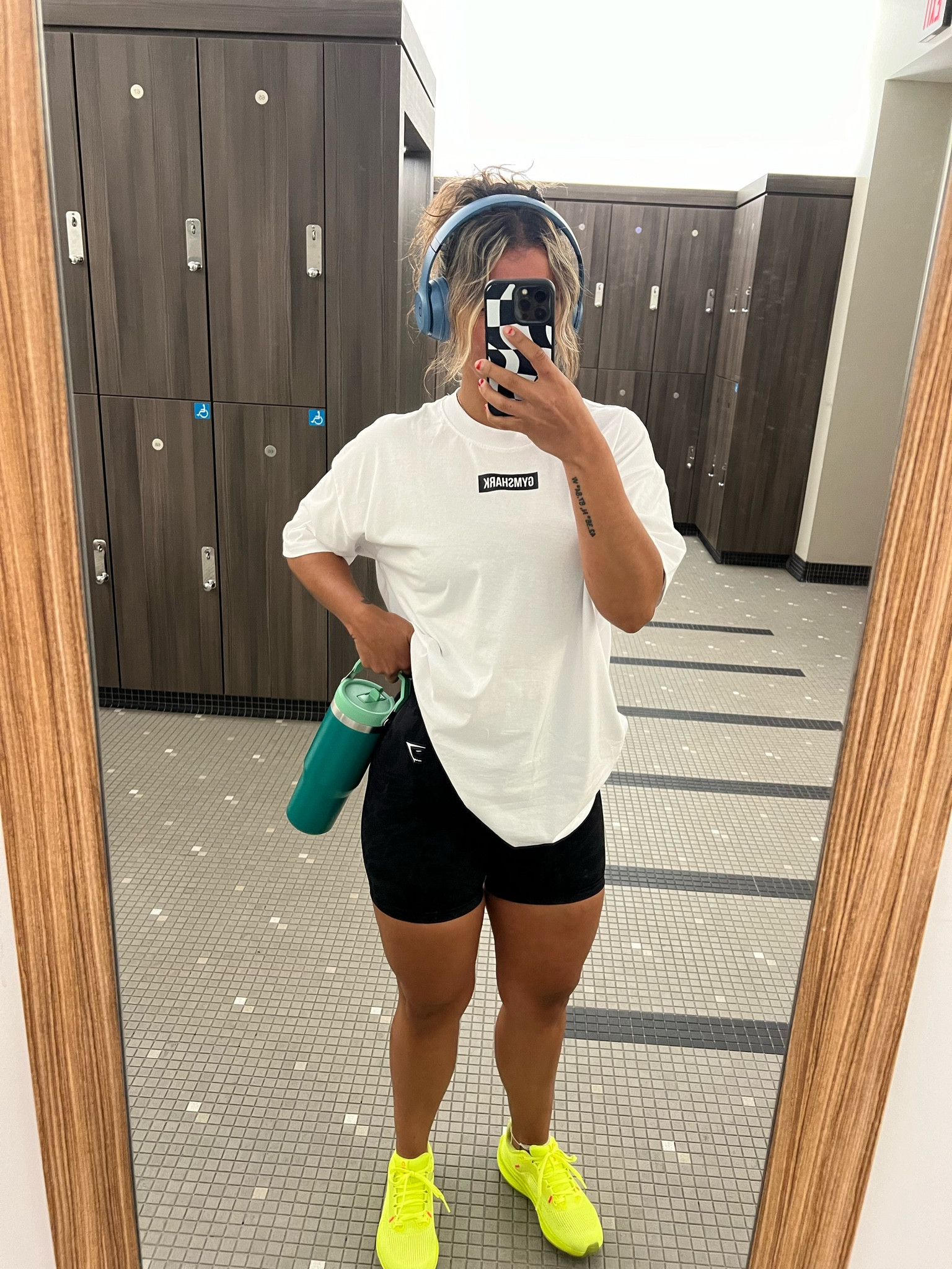 Putting my @gymshark to work!

The @nike sneakers are low stock, so grab them while you can!

#gym #gymfit #gymgirlie 

#LTKFitness #LTKSaleAlert #LTKActive