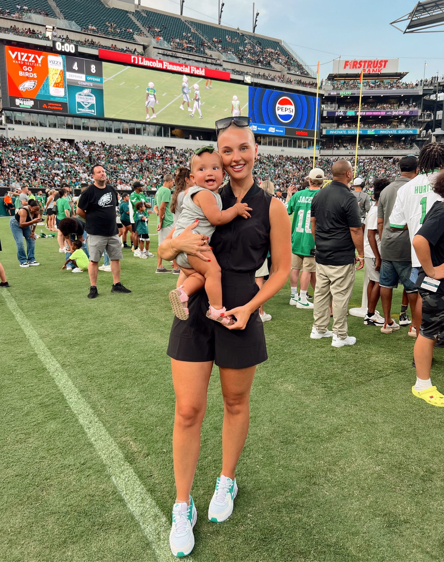 The best Romper, that snugs the waist but covers the booty! 

#LTKSaleAlert #LTKFindsUnder100 #LTKActive