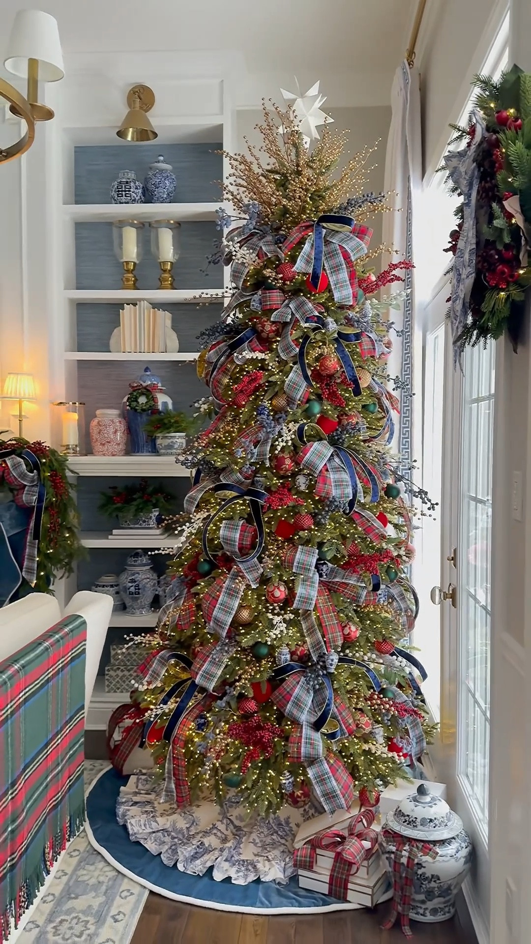 Chic classic plaid and chinoiserie  Christmas tree! 

#LTKHome #LTKSeasonal #LTKHoliday