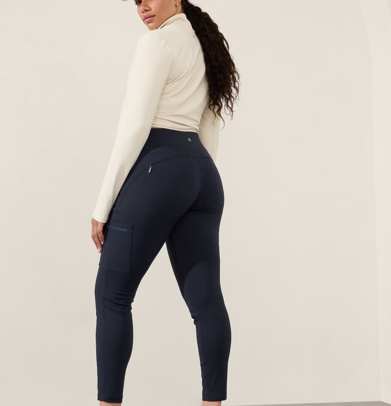 HEADLANDS HYBRID HIGH RISE CARGO LEGGING- durable, great type of compression leggings

#LTKActive #LTKSaleAlert #LTKFindsUnder100