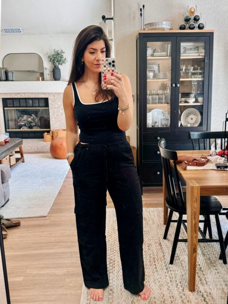 Spring casual try on
Wearing a medium in the contrast top and a medium long in the linen cargo pants


#LTKMidsize #LTKFindsUnder100 #LTKFindsUnder50