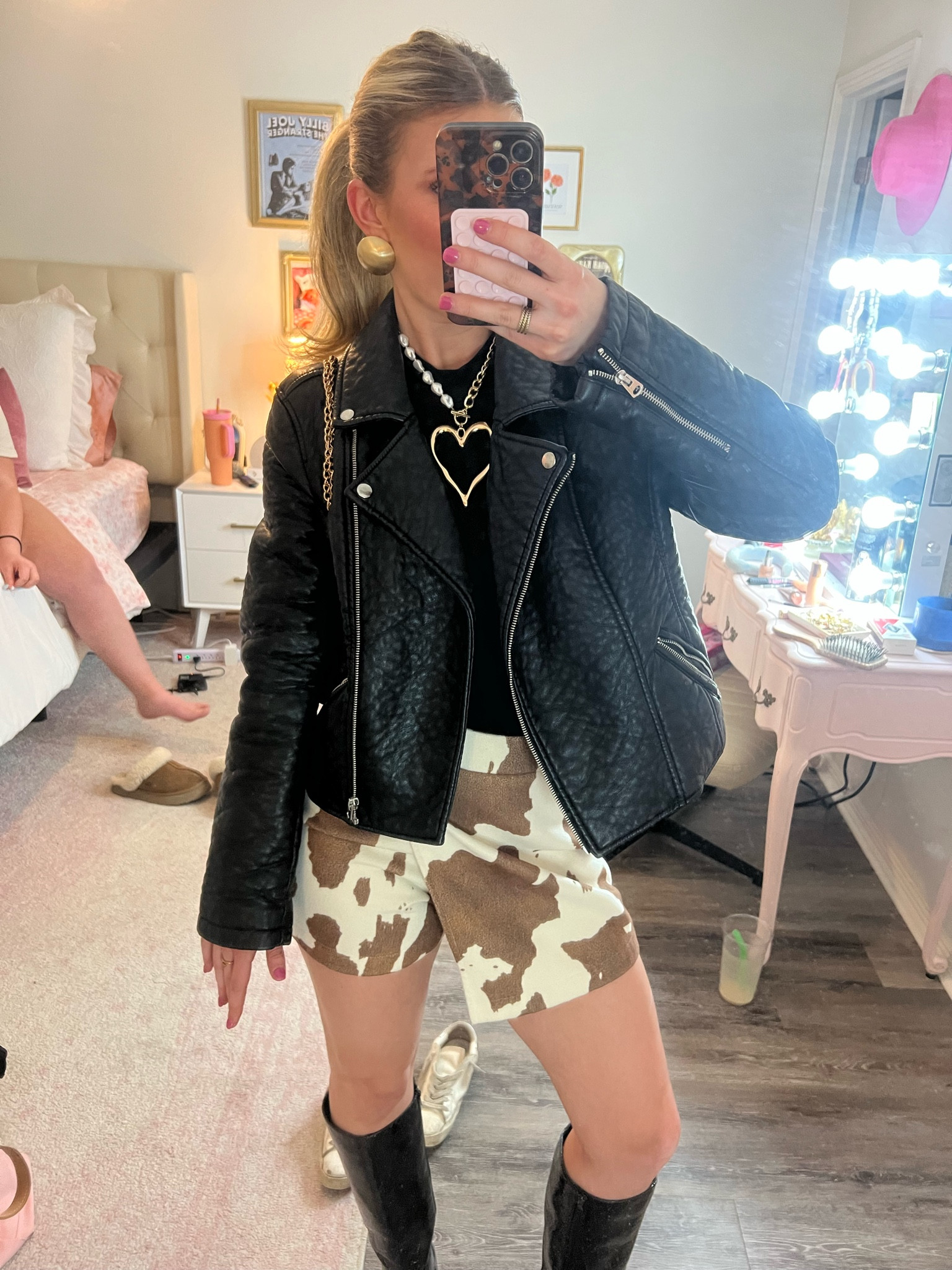 🤎🍻 night out 

#LTKSeasonal #LTKMostLoved #LTKStyleTip