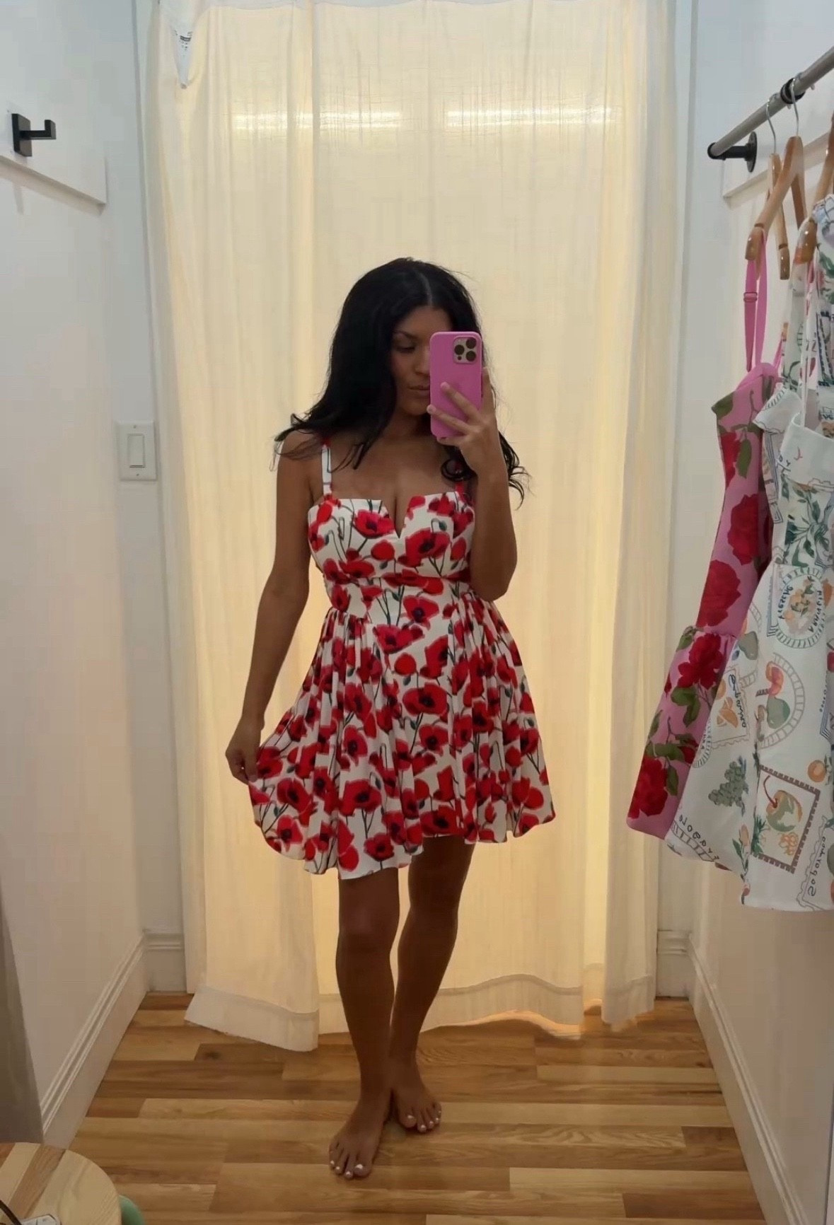 Florals that actually flatter 🌺✨

#dress #floral #women

#LTKSeasonal #LTKdayinmylife #LTKGiftGuide