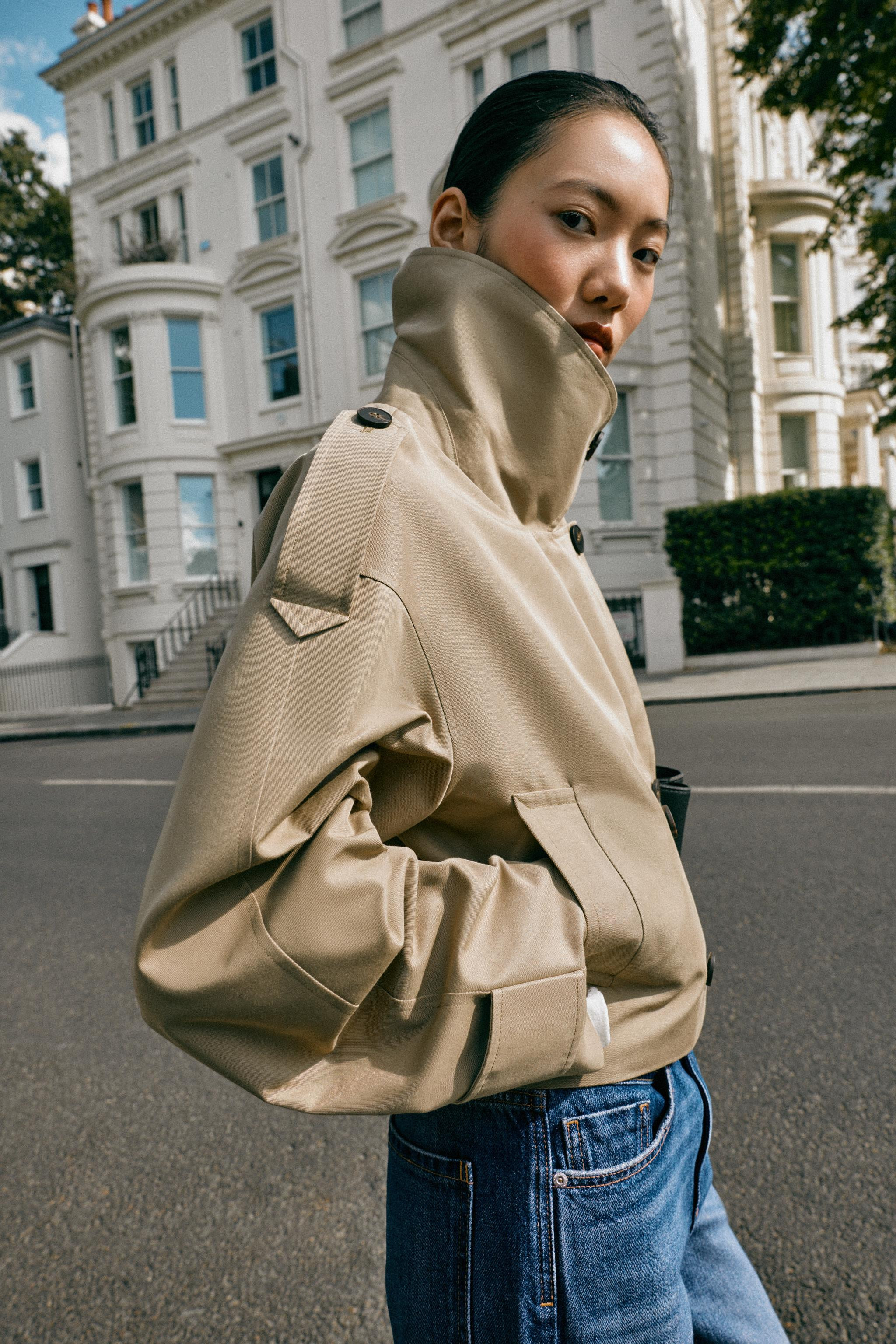SHORT DOUBLE-BREASTED TRENCH JACKET | Zara US
