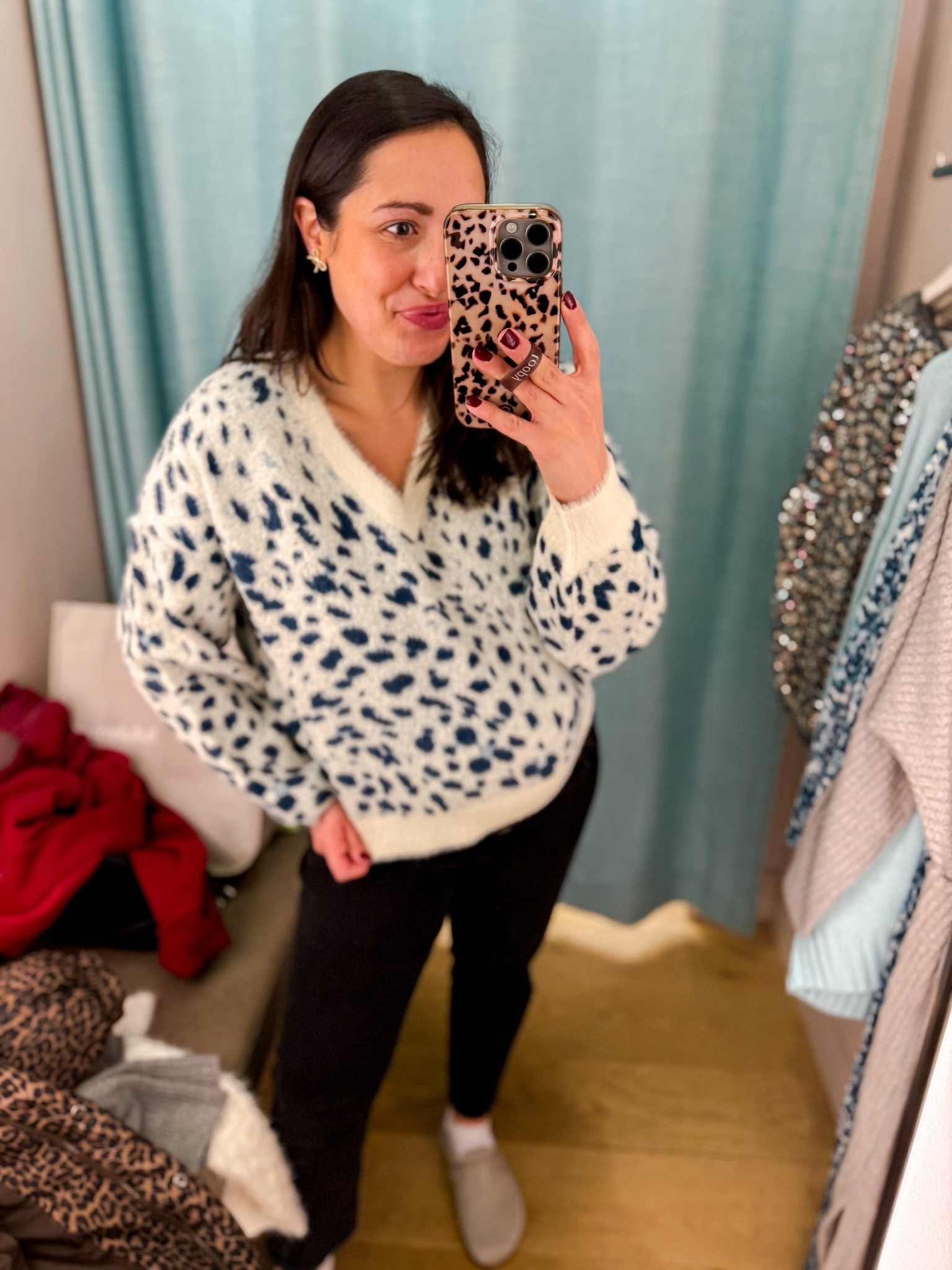 New loft sweater only $25

#LTKSaleAlert #LTKFindsUnder50