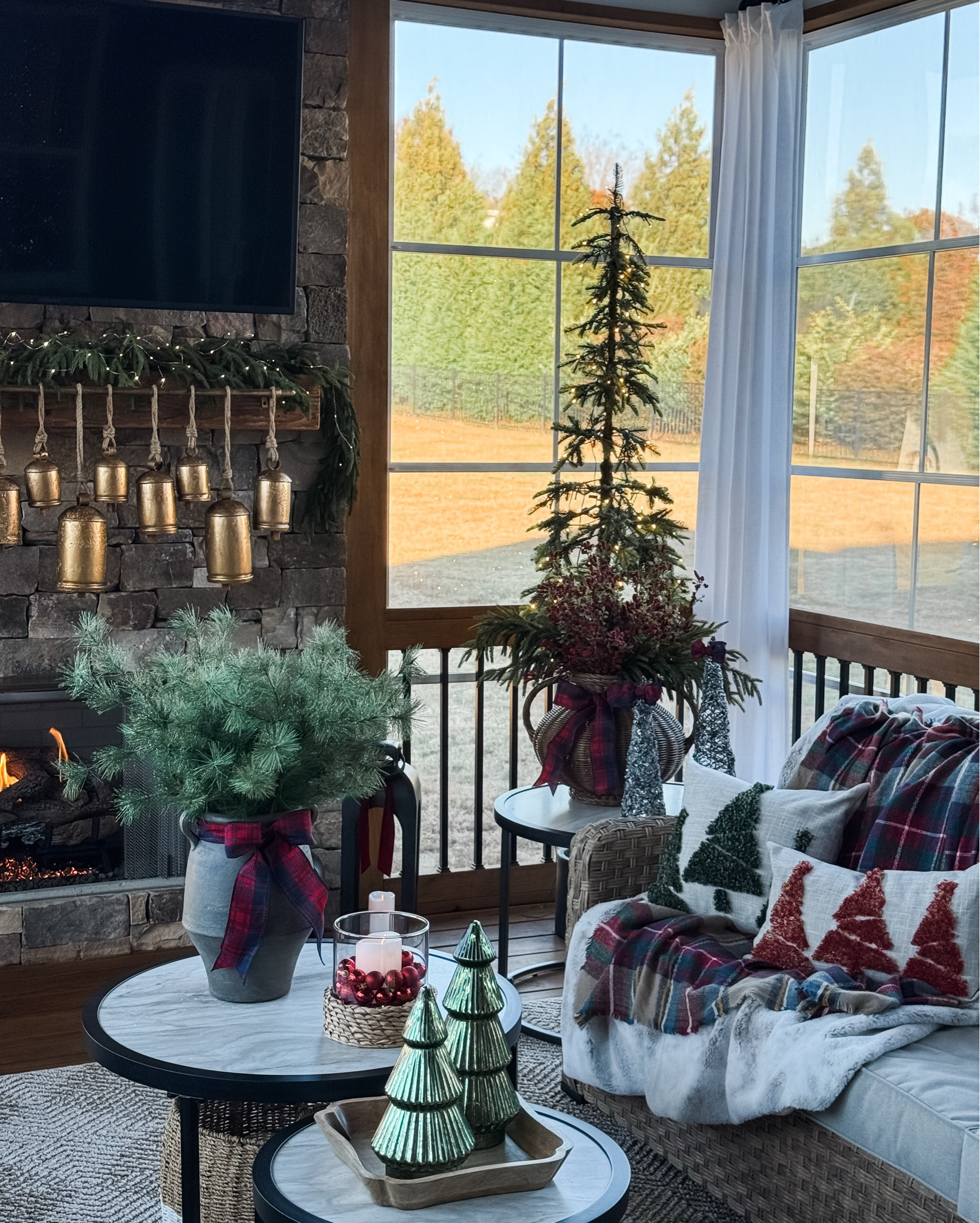 Christmas Patio

My new pillow covers have made this space so festive and fun. They are super soft and the faux fur trees have bits of tinsel that sparkle🤩



#LTKSeasonal #LTKHome #LTKHoliday