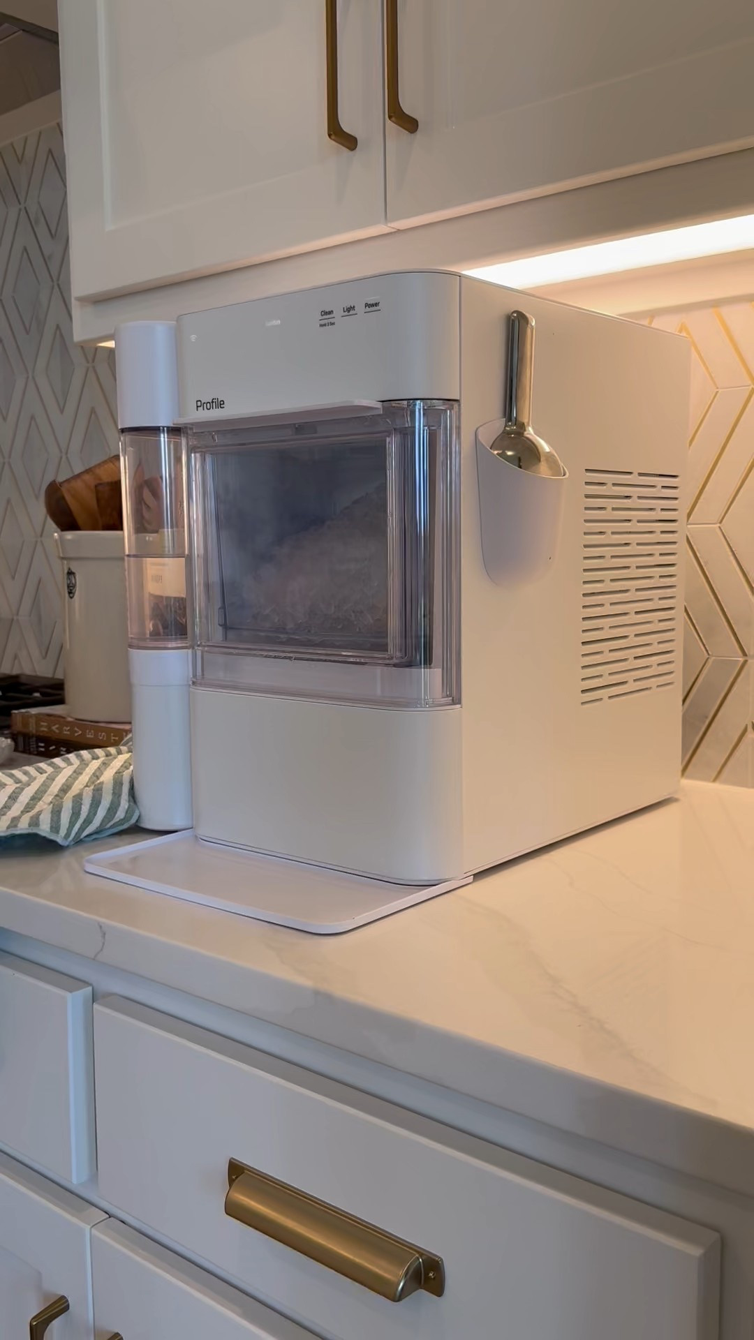 My favorite nugget ice maker is on major sale for prime day. Now is the time to invest in it. It comes in several colors  

Prime day deal, deal of the day, top deal, kitchen essentials, Amazon home, white nugget ice maker, nugget ice maker with water tank, 

#LTKHome #LTKSaleAlert