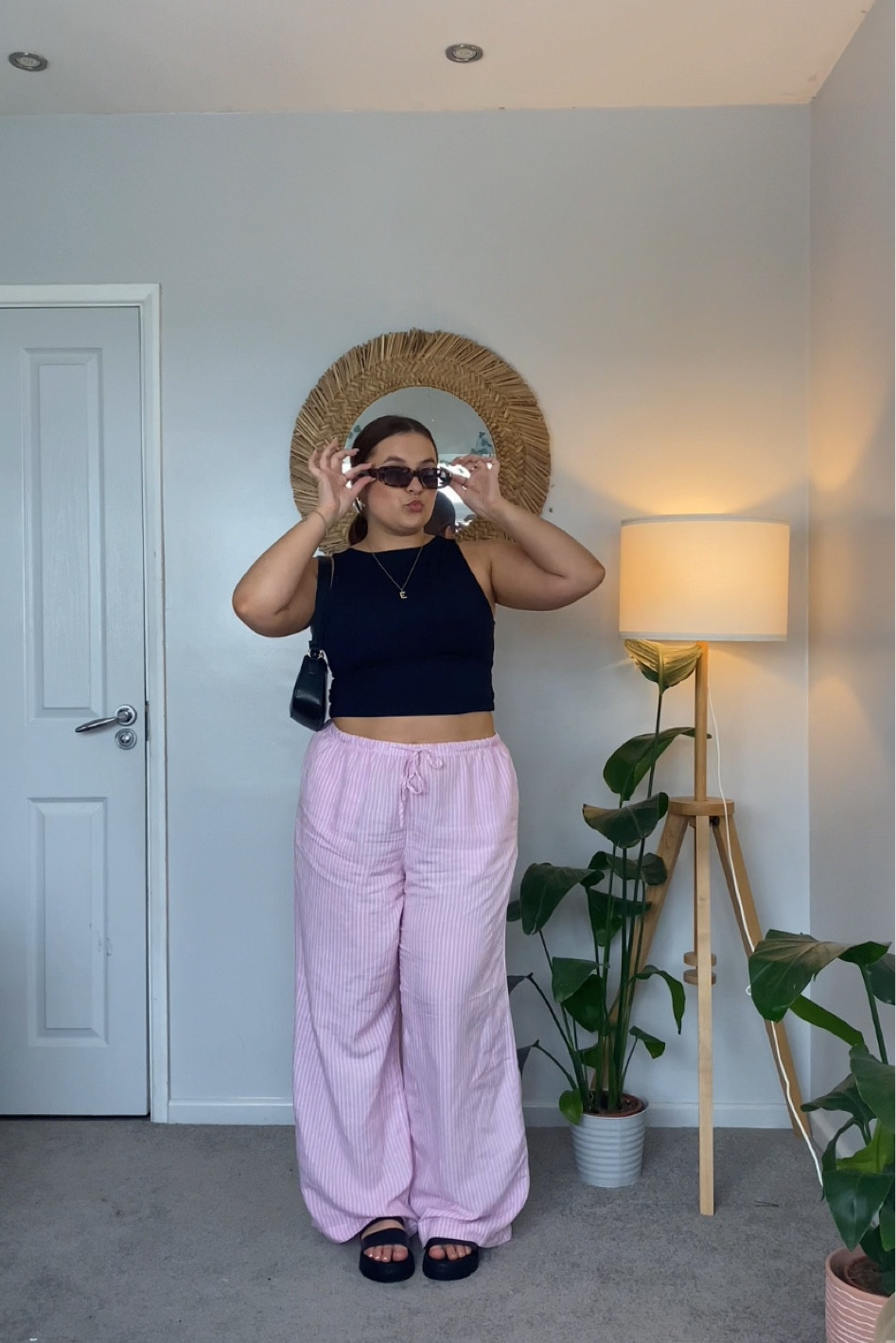 Midsize summer outfit 🌺🫶🏼 pink linen trousers, midsize summer, linen pants, summer ootd

#LTKuk #LTKsummer #LTKmidsize