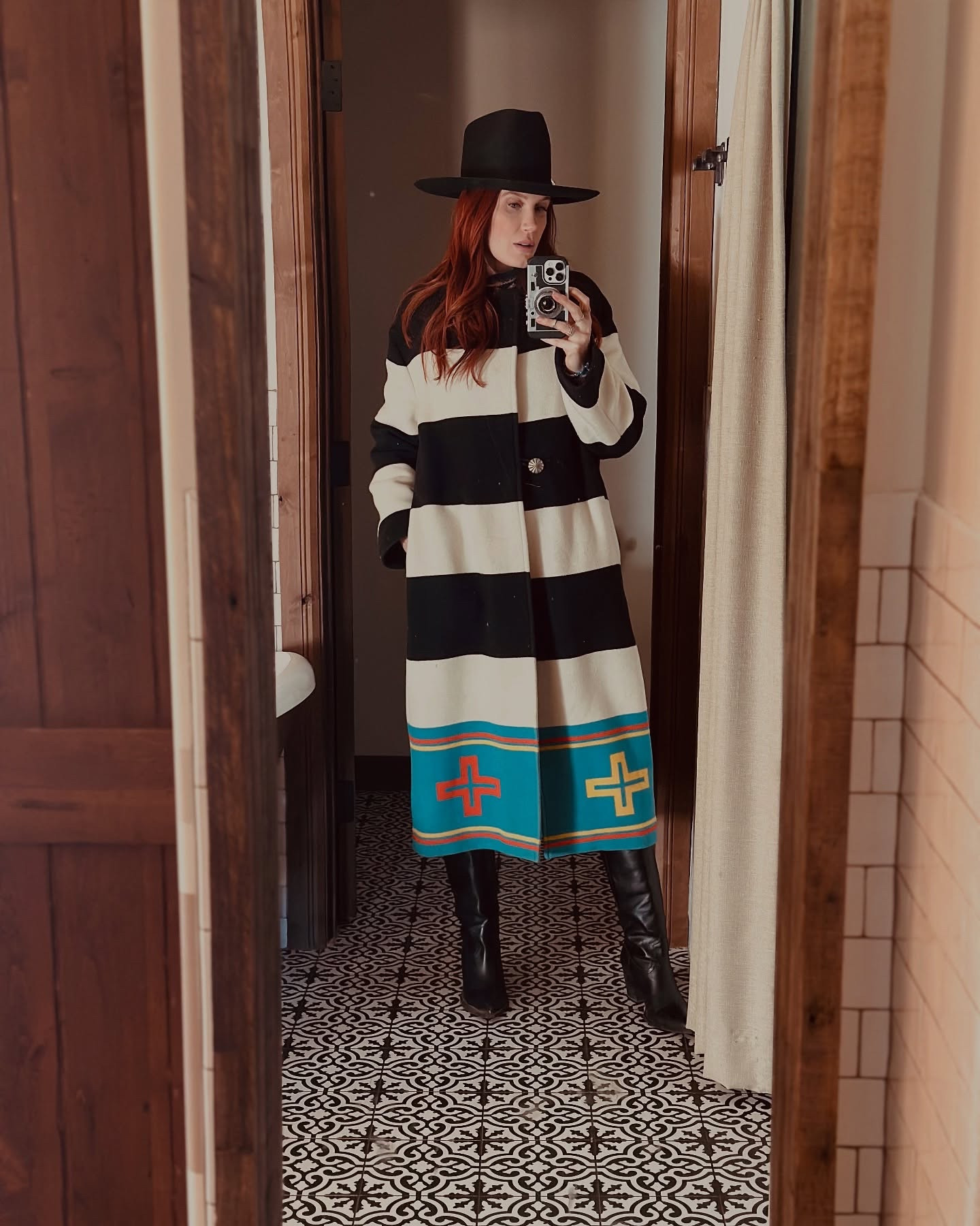 Calling all design lovers 📣 Check in to our Santa Fe, New Mexico spring vacation with me 😍

We took this vacation last month and I shared it with my L T K peeps- so be sure to follow me there to keep up with the latest and get content in real time! @ambervenzbox 

Have you been to Santa Fe?