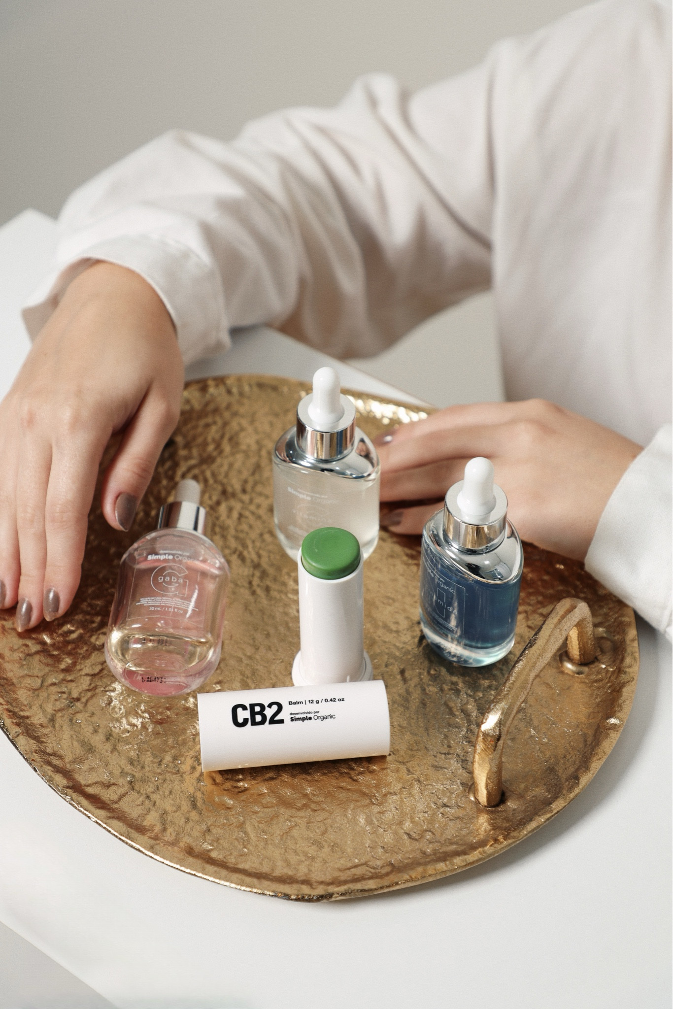 top 4 favoritos de skin care 

1. balm CB2 acalma irritações, hidrata, promove a sensação de bem-estar e relaxamento da pele

2. vitamina C, ajuda nas linhas de expressão, clareia e protege a pele

3. solução Gaba aumenta a firmeza da pele também estimula a produção de colágeno e ácido hialurônico

4. a niacinamida reduz a aparência dos poros dilatados, melhora a elasticidade e o aspecto das linhas finas, reduz a vermelhidão, hidrata, acalma e uniformiza a pele, sem causar irritação.

#LTKbeauty #LTKsalealert #LTKbrasil