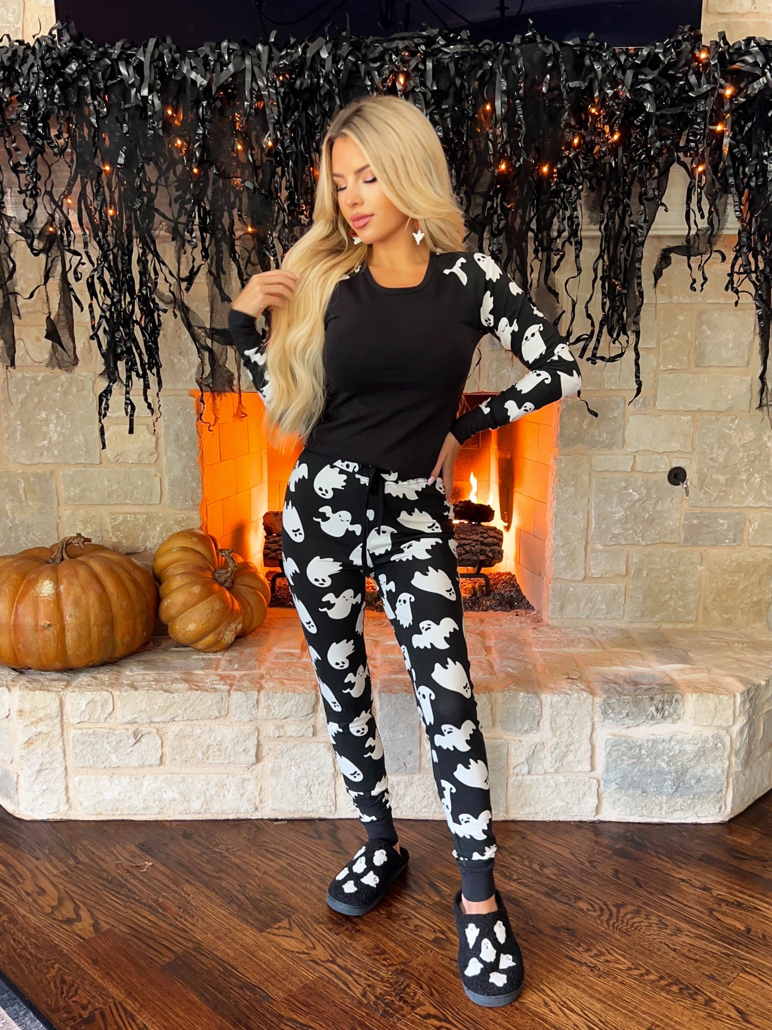 
Halloween pajamas. Amazon Halloween style. Halloween slippers. Halloween lounge wear 