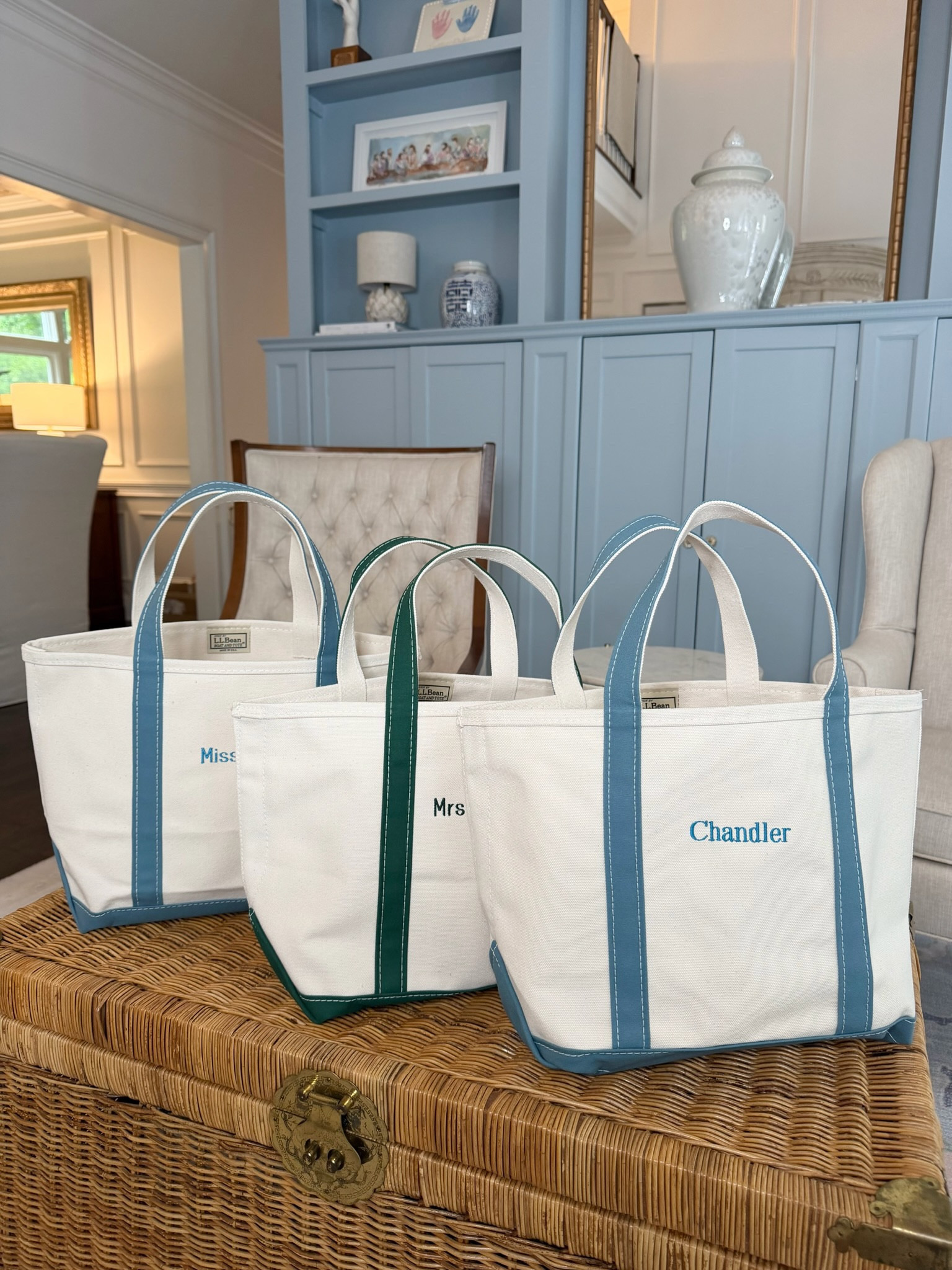 These are my absolute favorite bags to throw and go! I use mine all the time, so I recently got another one. I also pick these up for the kids teachers for end of year gift gifts and I know they will be a hit!
