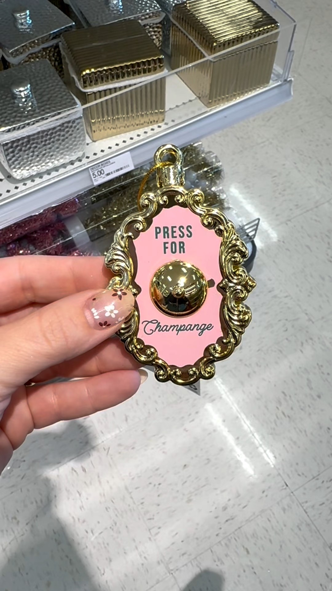 I’m dreaming of a pink Christmas ! 
I was beyond excited when I found these pink themed ornaments at the Target Dollar Spot ( Bullseyes Playground ) at only $1 each I had to grab them all.

#targetfinds #targetdollarspot #targetdoesitagain #bullseyesplayground 
Target finds 
Christmas decor 
Homegoods 
Target haul 
Shop with me 
