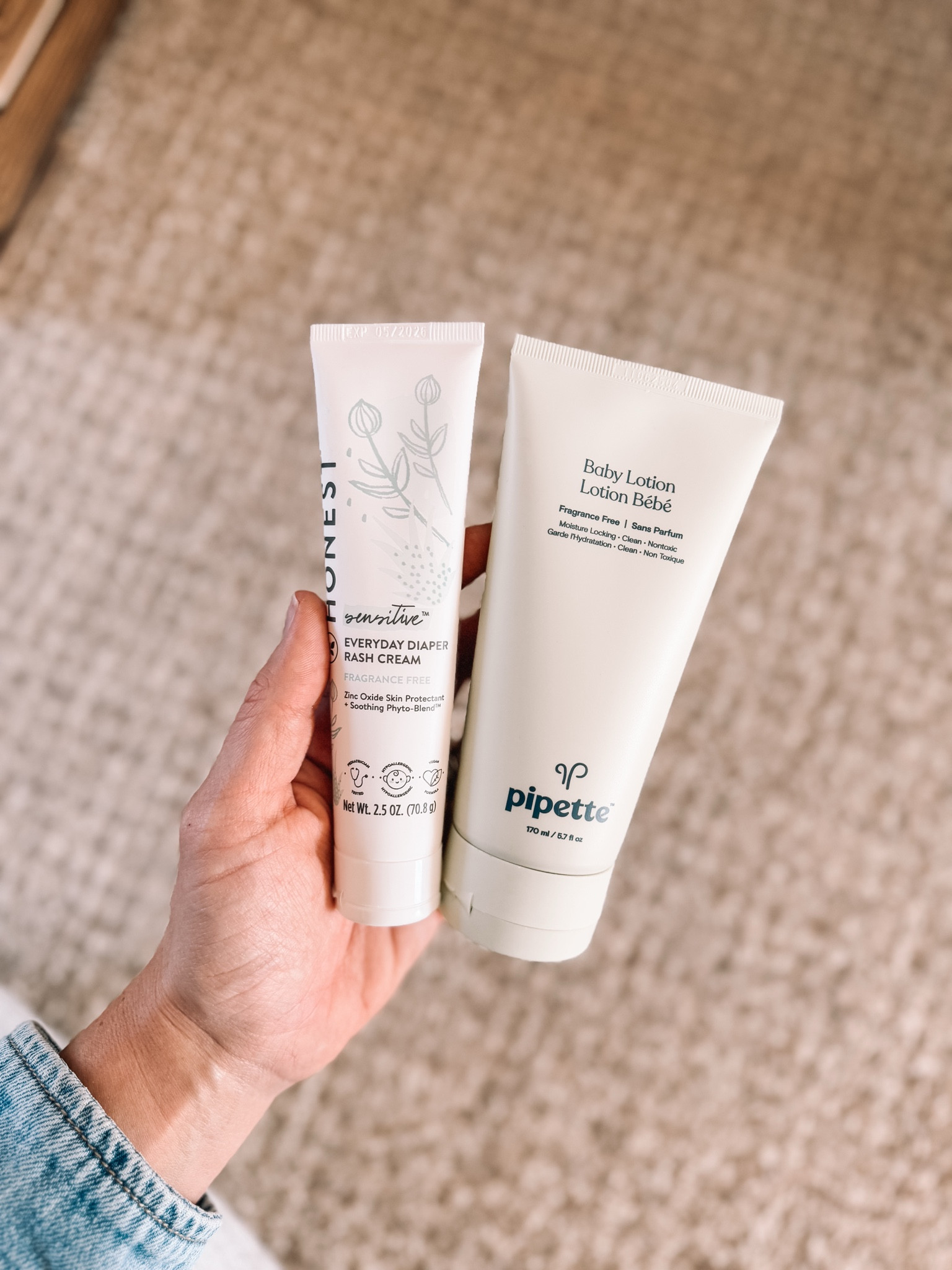 A couple of my favorite clean baby products.

Baby lotion
Baby diaper cream 
Baby must haves
Newborn must haves 
Baby registry 

#LTKBump #LTKBeauty #LTKBaby