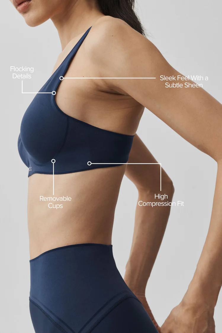 Airlift Top-Notch Bra - Navy | Alo Yoga (US)
