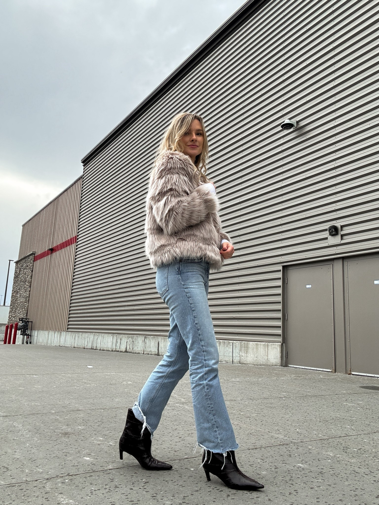 Fur coat jacket
Low heel boot
Embossed croc boots



#LTKTall #LTKFindsUnder100 #LTKOver40