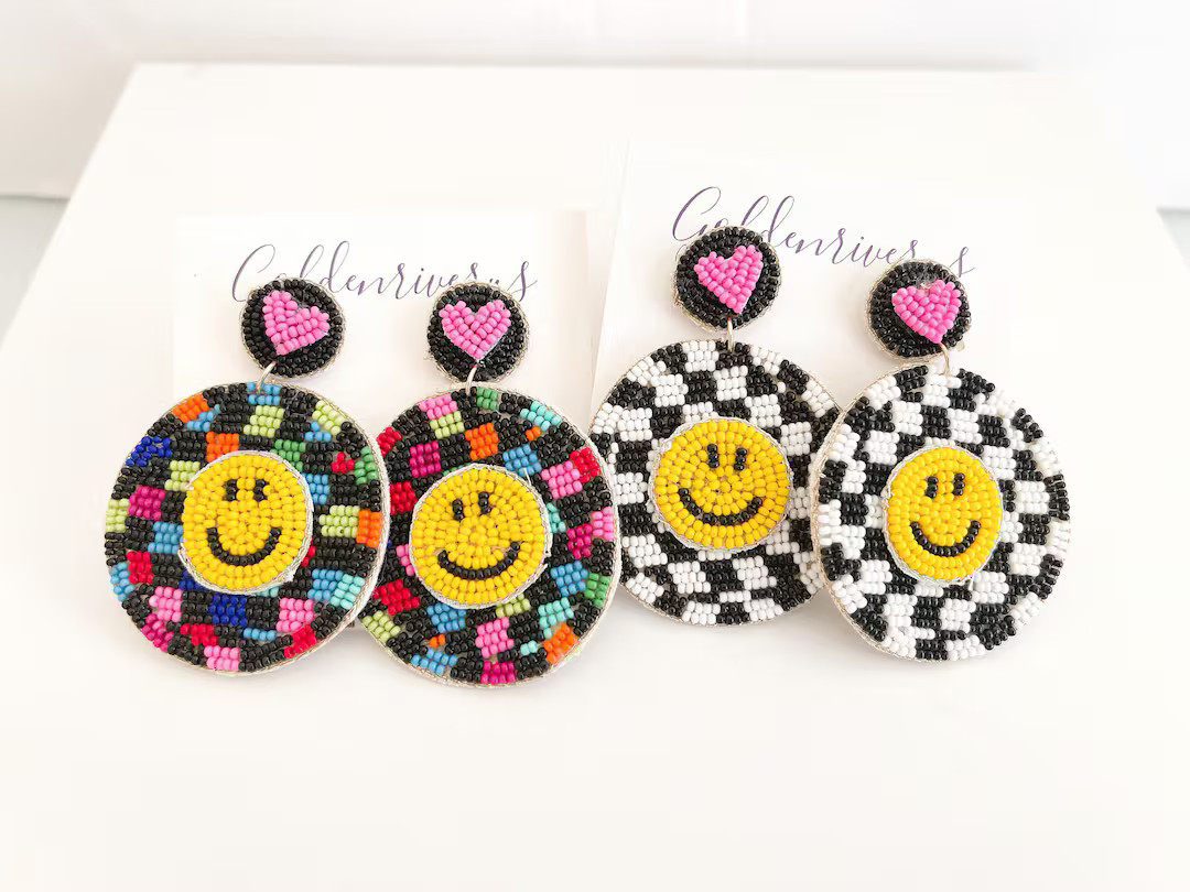 Smiley Face Seed Bead Earrings/happy Face Earrings/beaded Earrings/seed Bead Earrings/summer Earr... | Etsy (US)