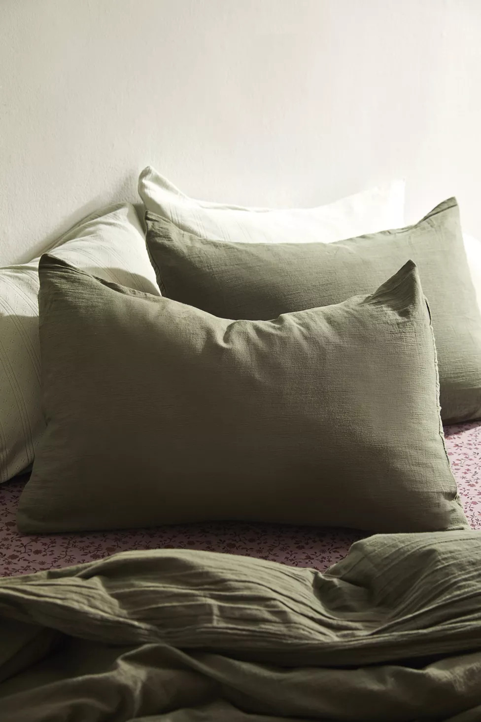 Textured Cotton Sham Set | Urban Outfitters (US and RoW)