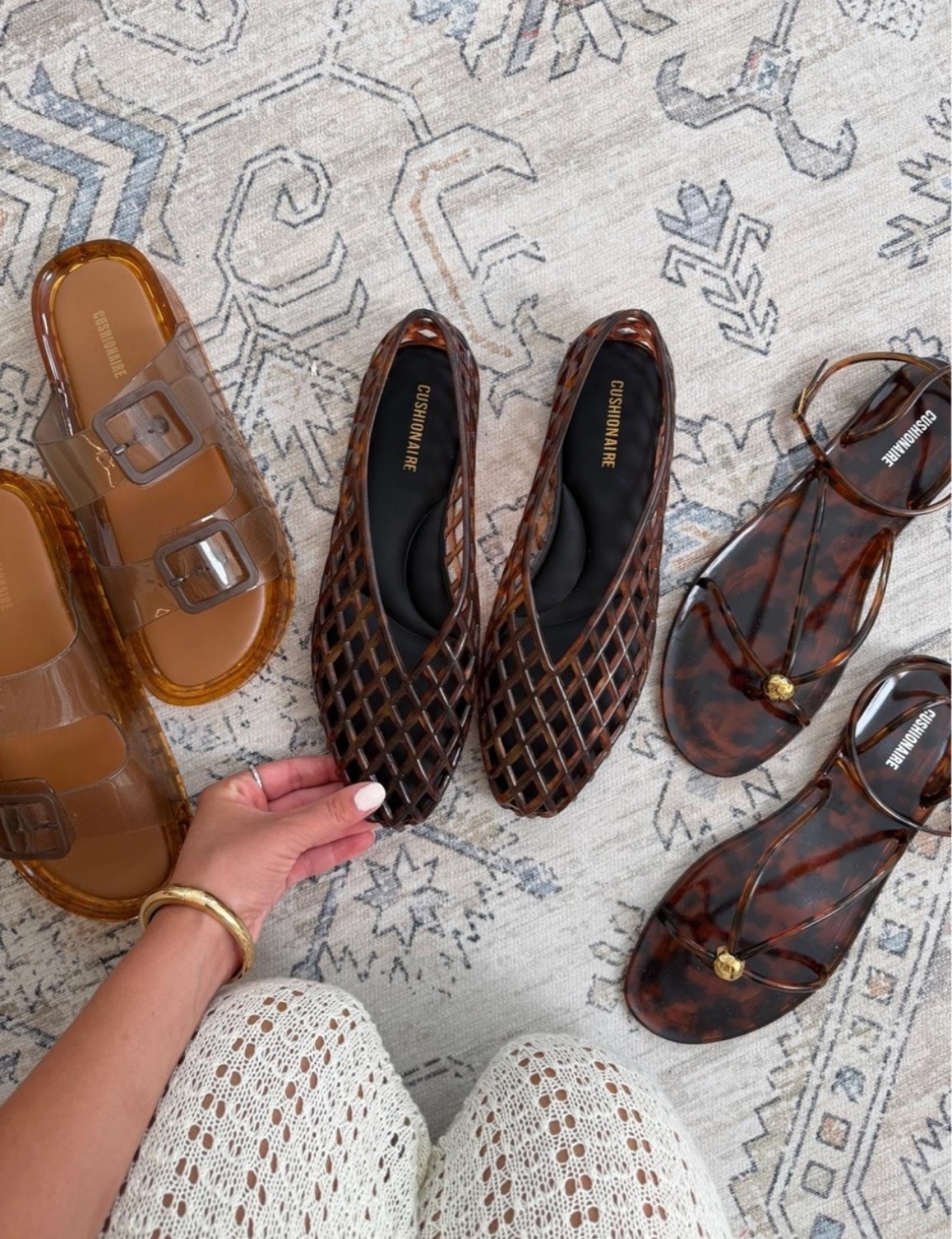 Tortoiseshell shoes are the perfect summer-to-fall transition 🤎 These jelly flats and sandals add a polished neutral touch to everyday outfits while still feeling fun and effortless.

tortoiseshell shoes, jelly flats, jelly sandals, fall shoes, transitional shoes, brown flats, neutral sandals, women’s shoes, fall fashion, affordable fashion, Amazon fashion

#LTKSeasonal #LTKTravel #LTKmomlife
