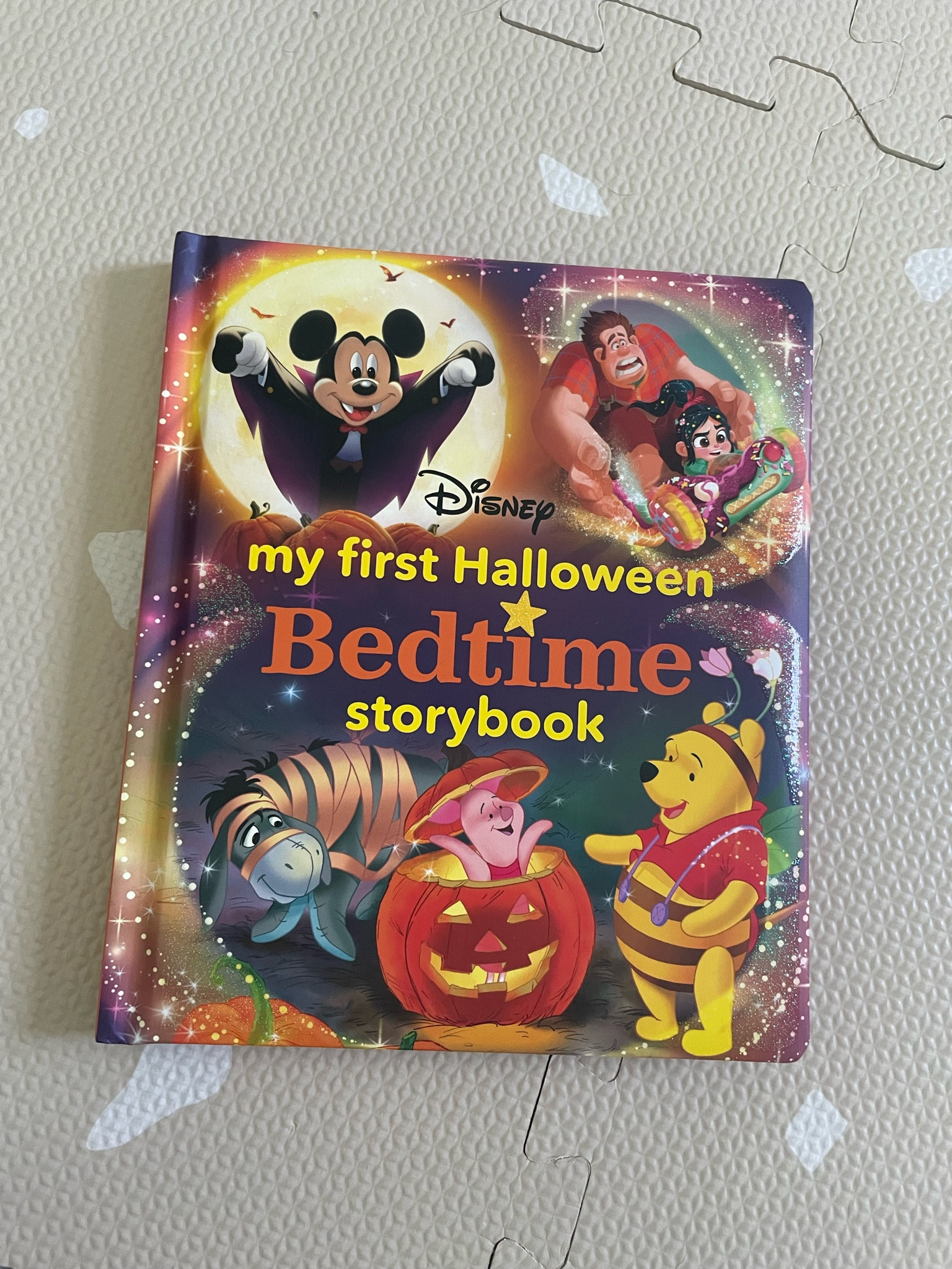 The cutest Halloween at bedtime story book! The stories are really cute and not too spooky 

#LTKBaby #LTKKids #LTKSeasonal