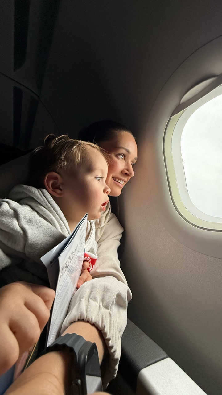 Solo travel day with a toddler!! & day 4 of three weeks traveling with the baby! Night before: say bye to dada, next morning 5am wake up & get ready, drive to airport, drop bags at curbside check in (!!!), flight, get car, check in & unpack / get organized for the week, rainy walk and afternoon coffee, Whole Foods, cozy dinner in the room. This was a big one and I’m so proud of us both. 



#LTKBaby #LTKTravel #LTKmomlife