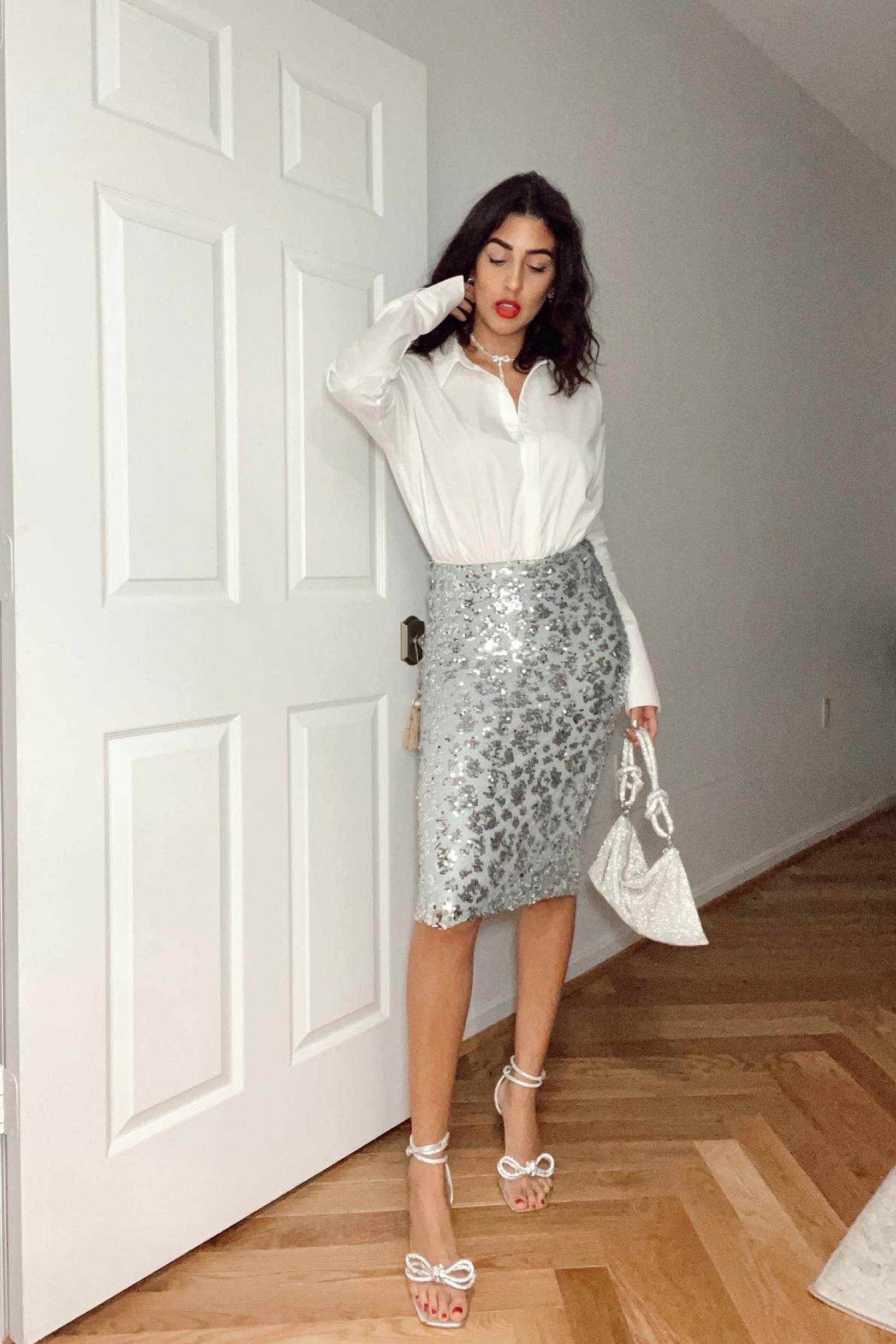 Sequenced look for the new year #fashion

#LTKstyletip