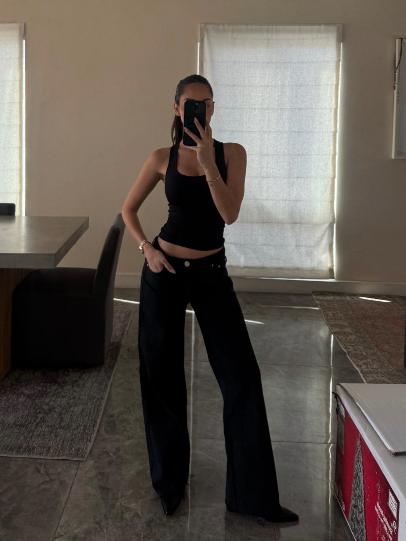 all black always🖤
jeans: 24
shoes: 7.5
tank: xs

#LTKStyleTip