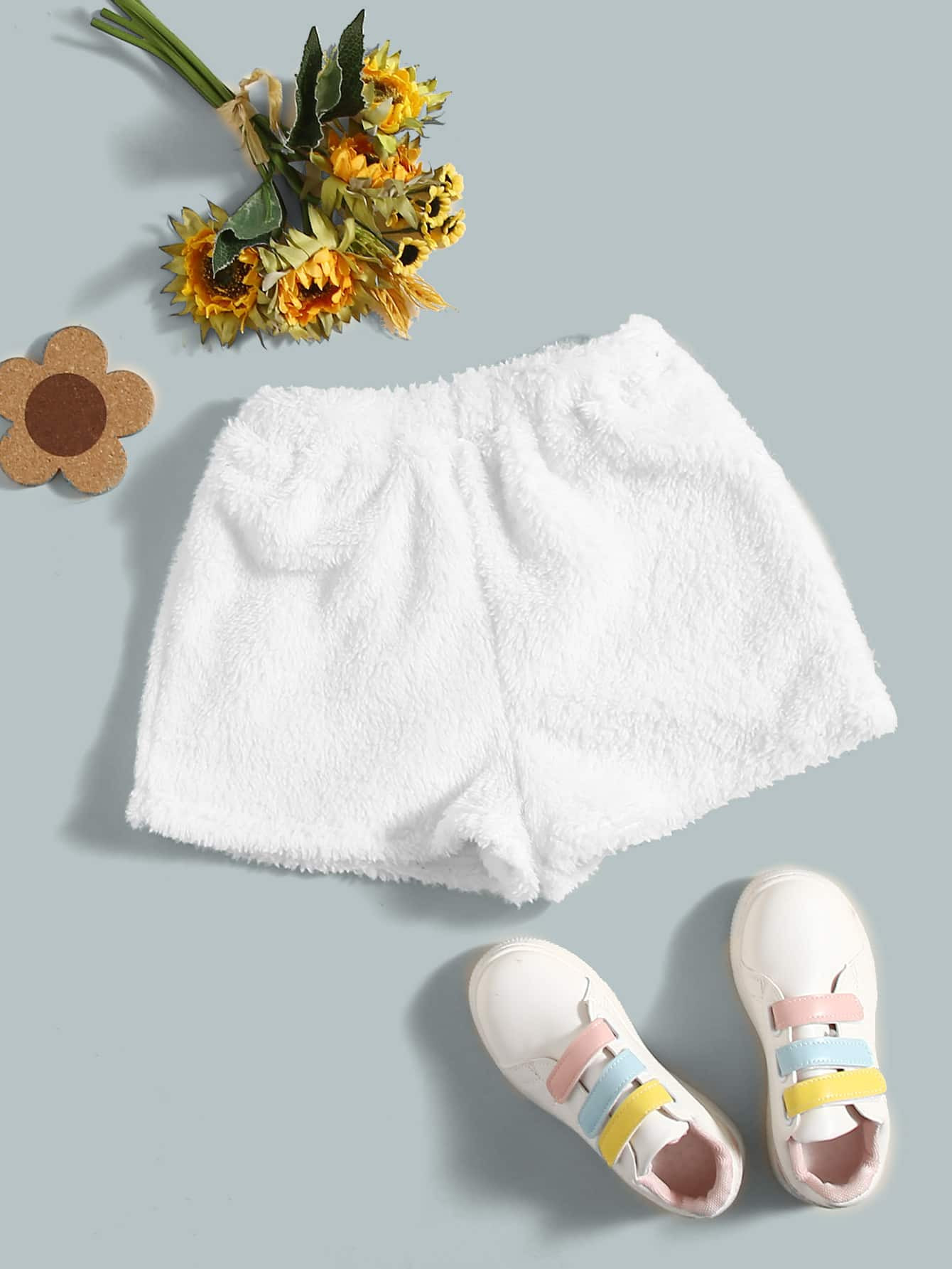 SHEIN Girls Solid Shearling Shorts | SHEIN