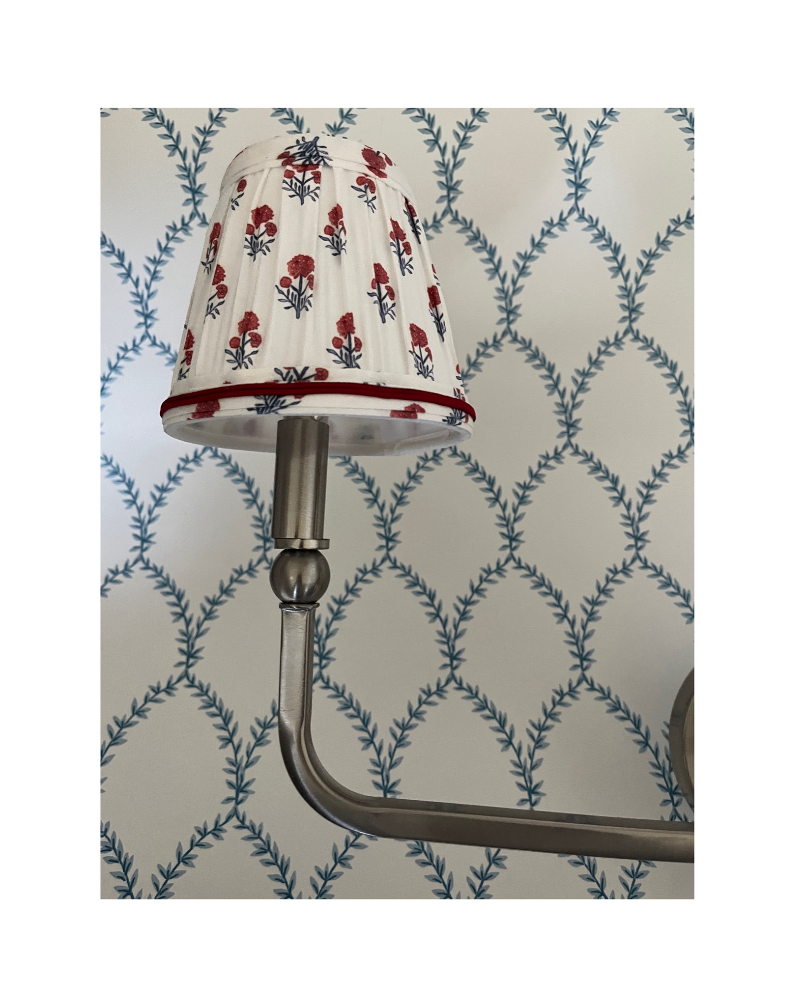 Swipe to look through the various options for sconces for my hall bathroom mini makeover. The sconces shown in the first pic is too small; I am waiting on the size I want which is on back order. 

#LTKStyleTip #LTKHome