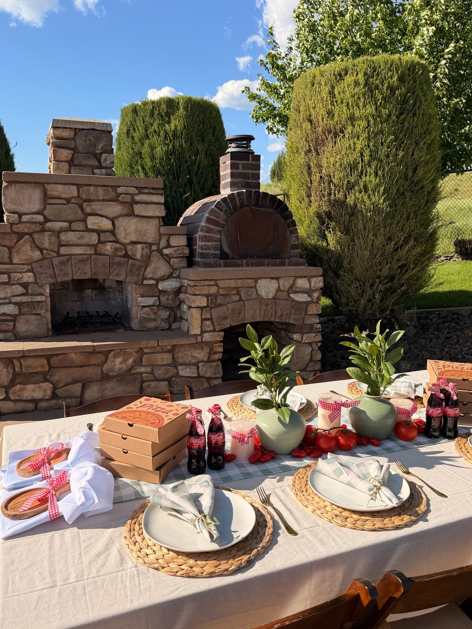 Pizza oven night decor 🍅🧀🔥🍕

#LTKSeasonal #LTKHome #LTKfoodie