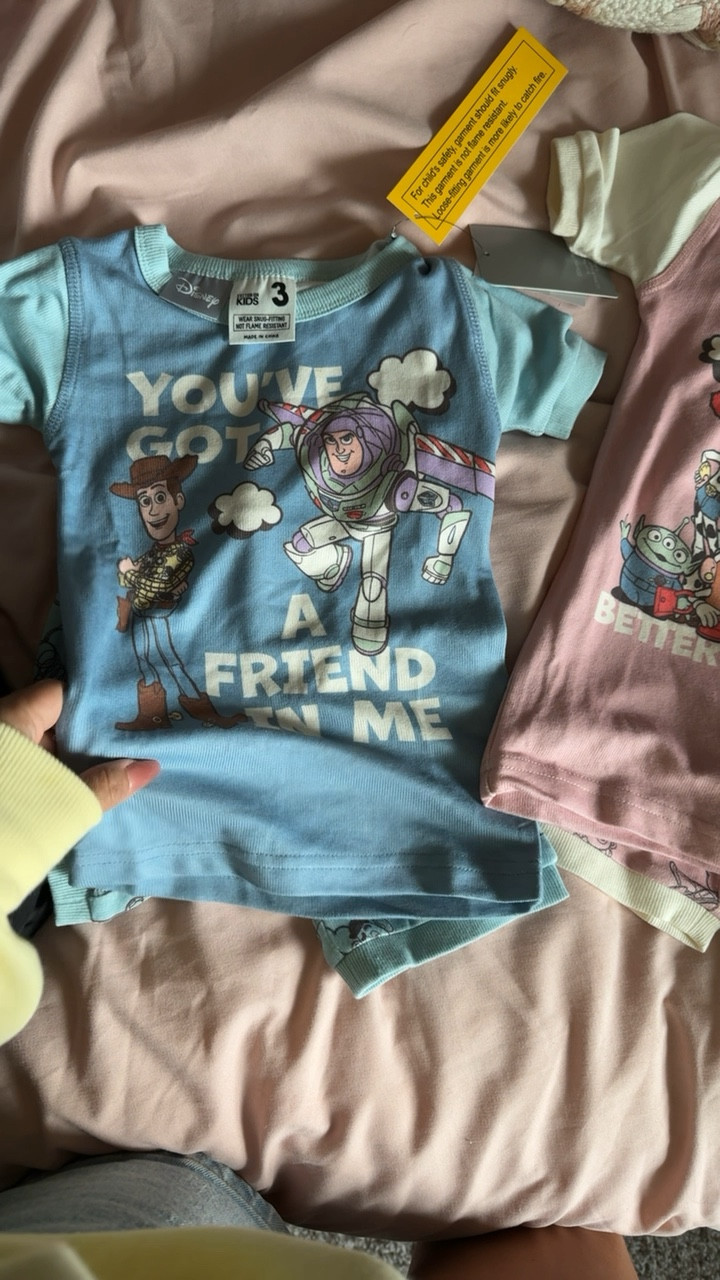 Disney pajamas 😍 

Kids fashion, Disney, pajamas

#LTKKids #LTKBaby