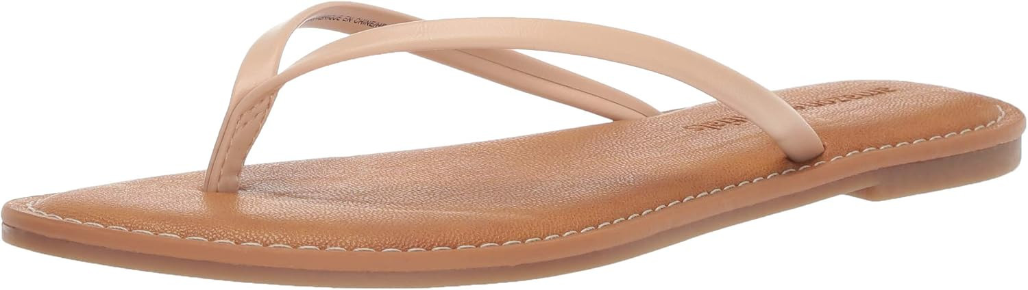 Amazon Essentials Women's Memory Foam Thong Sandal | Amazon (US)
