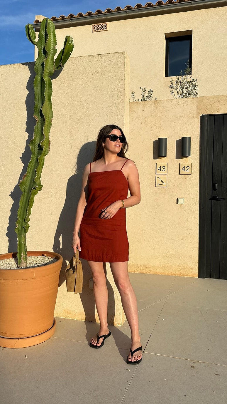 POV: When you finally get to wear *THE* dress of the holiday. Chatty GRWM while I show you my must have makeup pieces for summer holidays.

You can find more style content over on my Substack ’The Wardrobe Edit’

#LTKbeauty #LTKsummer #LTKdresses