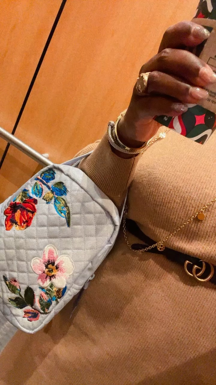 Vera Bradley lunch bags are perfect for your lunch on the go! Use code: NICOLEB to save 10% off! 

#LTKGiftGuide #LTKkids #LTKHoliday