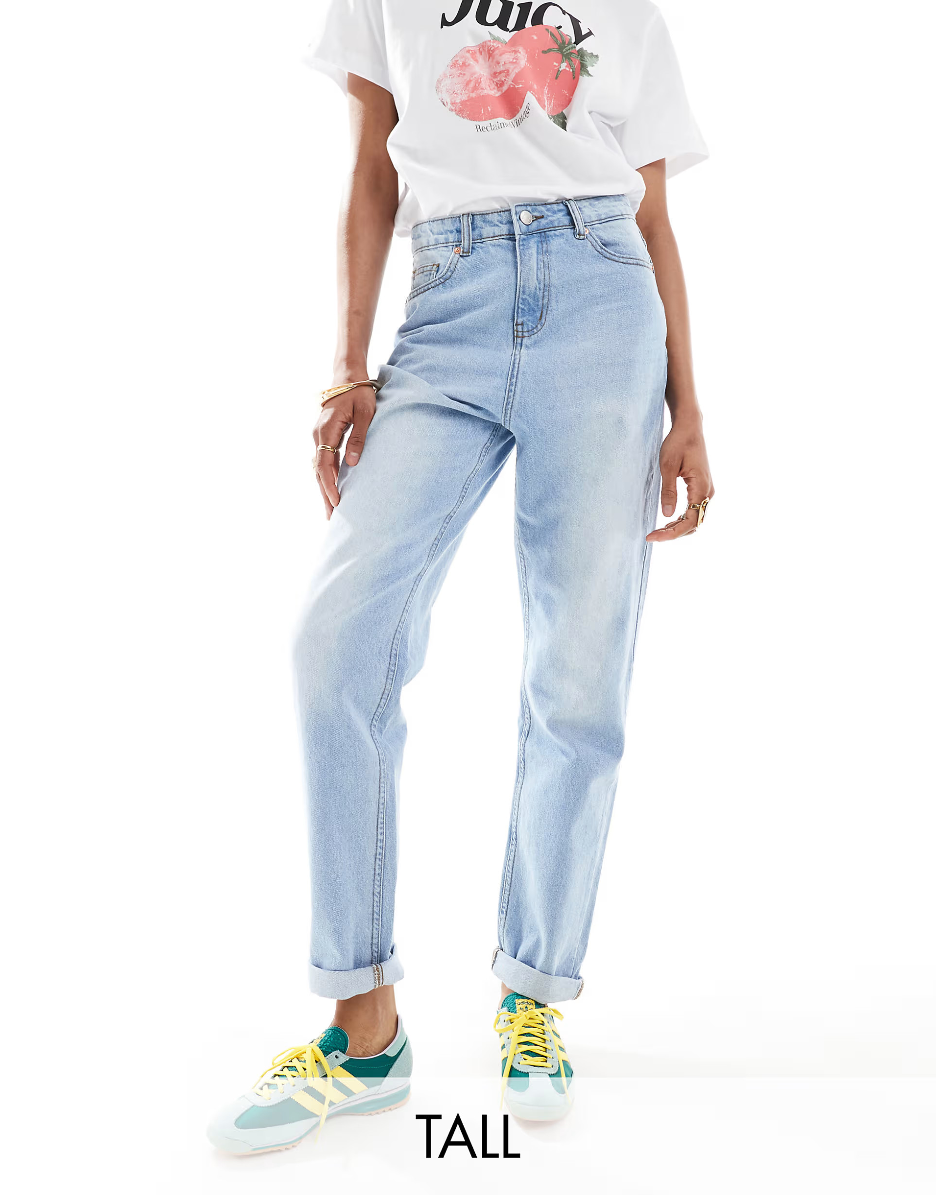 DTT Tall - Veron - Ruimvallende mom jeans in lichtblauw met wassing | ASOS (Global)