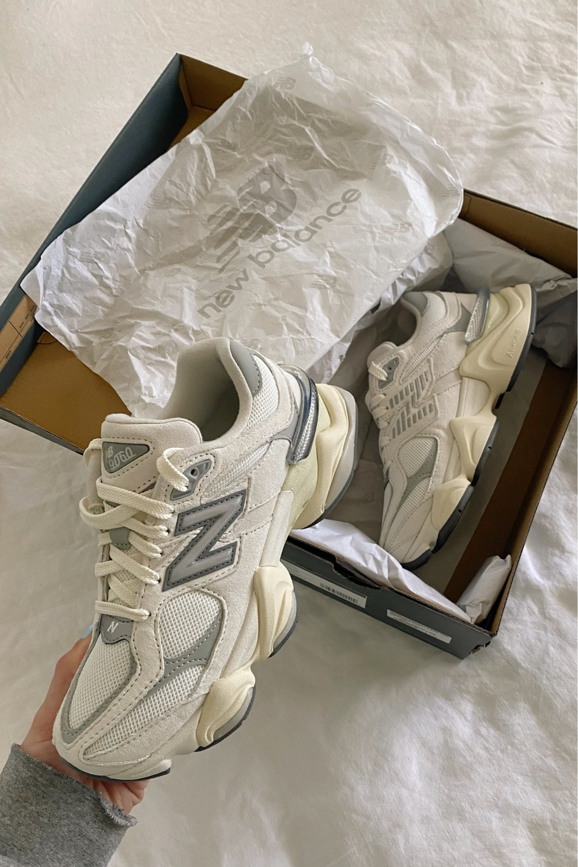 Love these new balances! So cute

Fun sneakers, new balance, white sneakers, gray sneakers, neutral sneakers, cool sneakers

#LTKSeasonal #LTKFind #LTKshoecrush