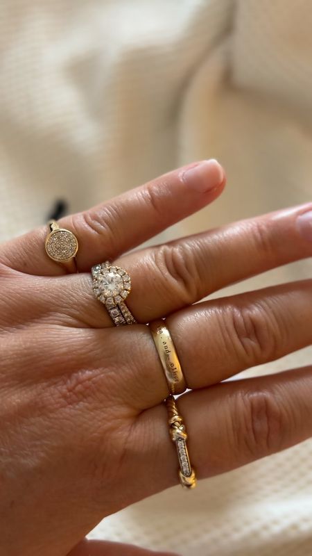 The finishing touch to my stack @mejuri signet ring 💍 

#LTKstyletip #LTKSeasonal