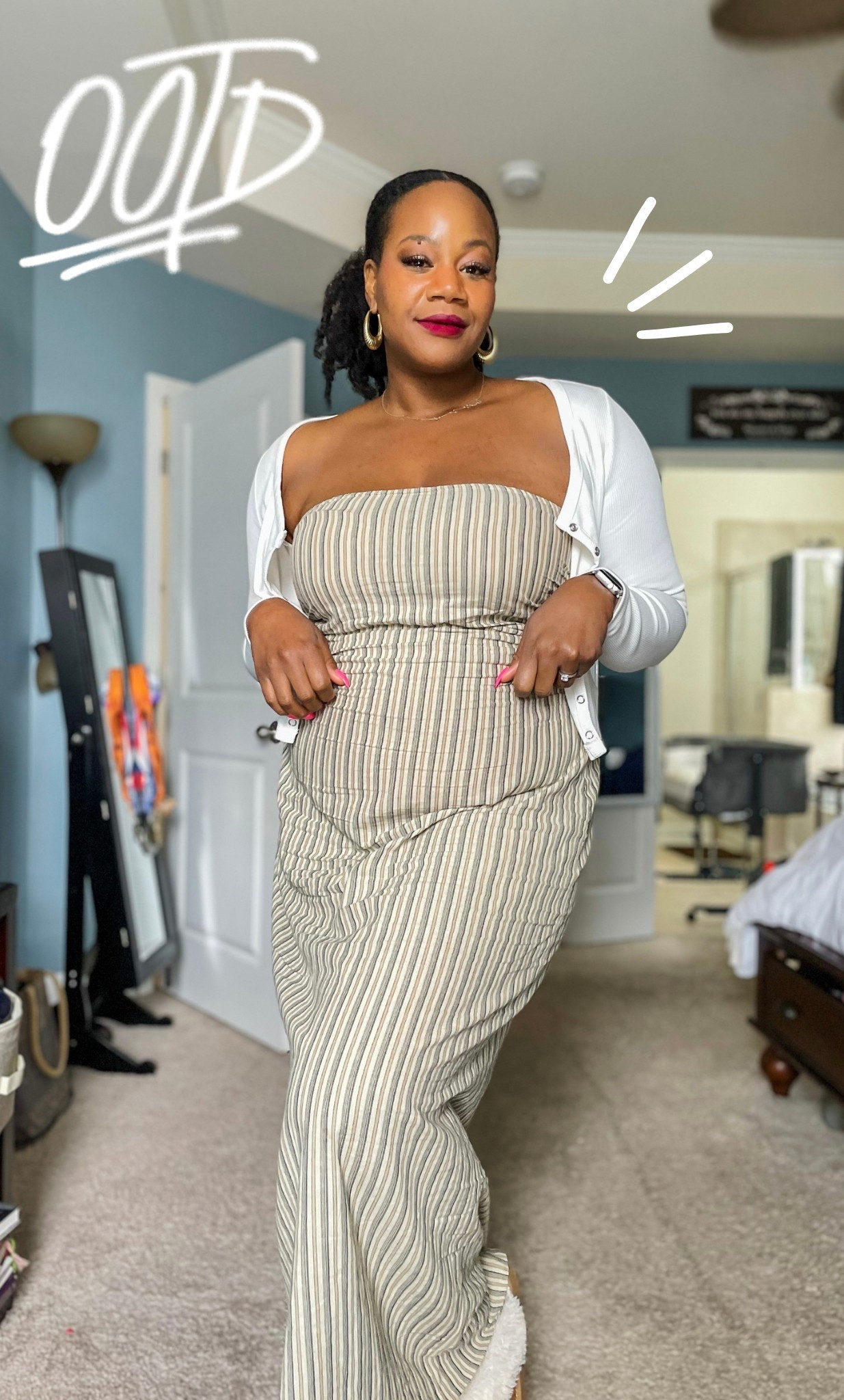 This outfit is so 90s/early 2000s coded. Do you agree? Lip color is “sizzlin” from NYX 💋

90s style, bandeau dress, white cardigan, summer style, strapless dress 

#LTKPlusSize #LTKFindsUnder50 #LTKMidsize