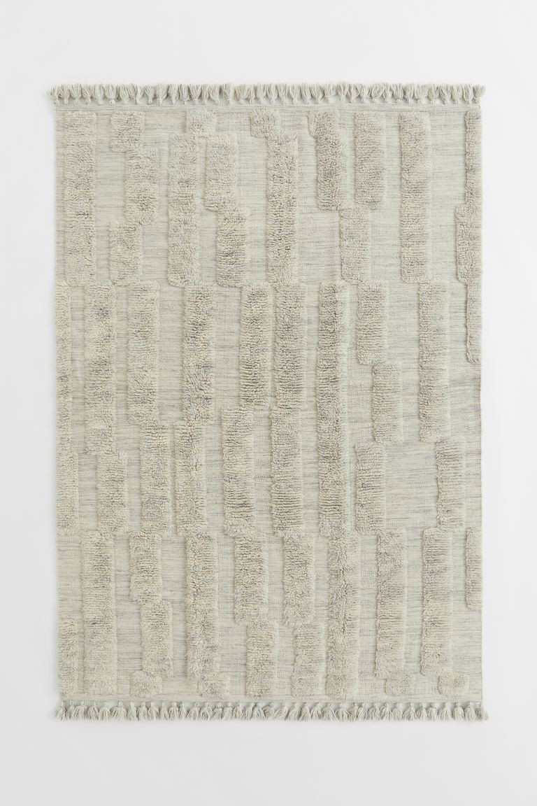 Tufted-pattern large rug | H&M (UK, MY, IN, SG, PH, TW, HK)