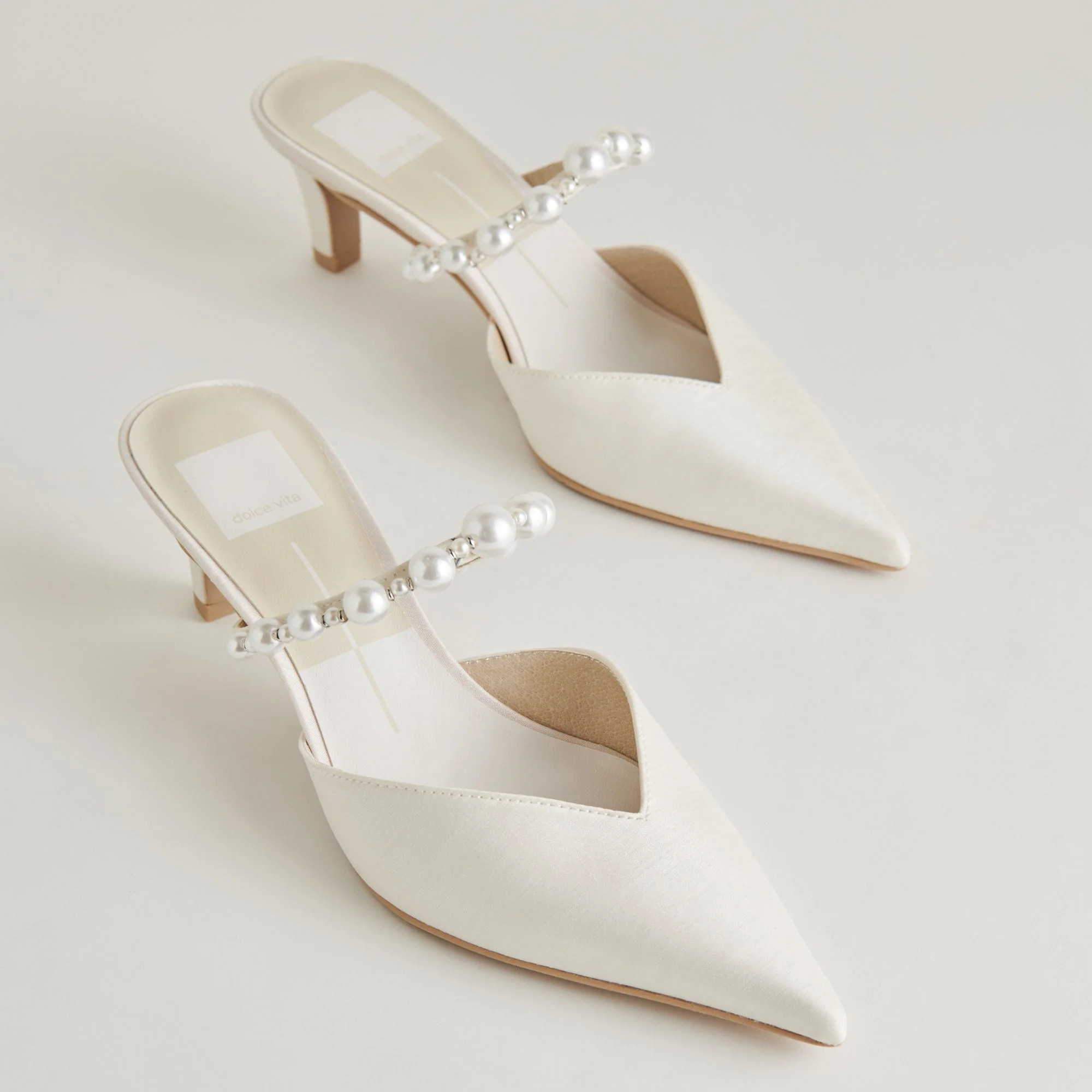 Kanika Pearl Mid Heels Vanilla Pearls - Re:Vita | DolceVita.com