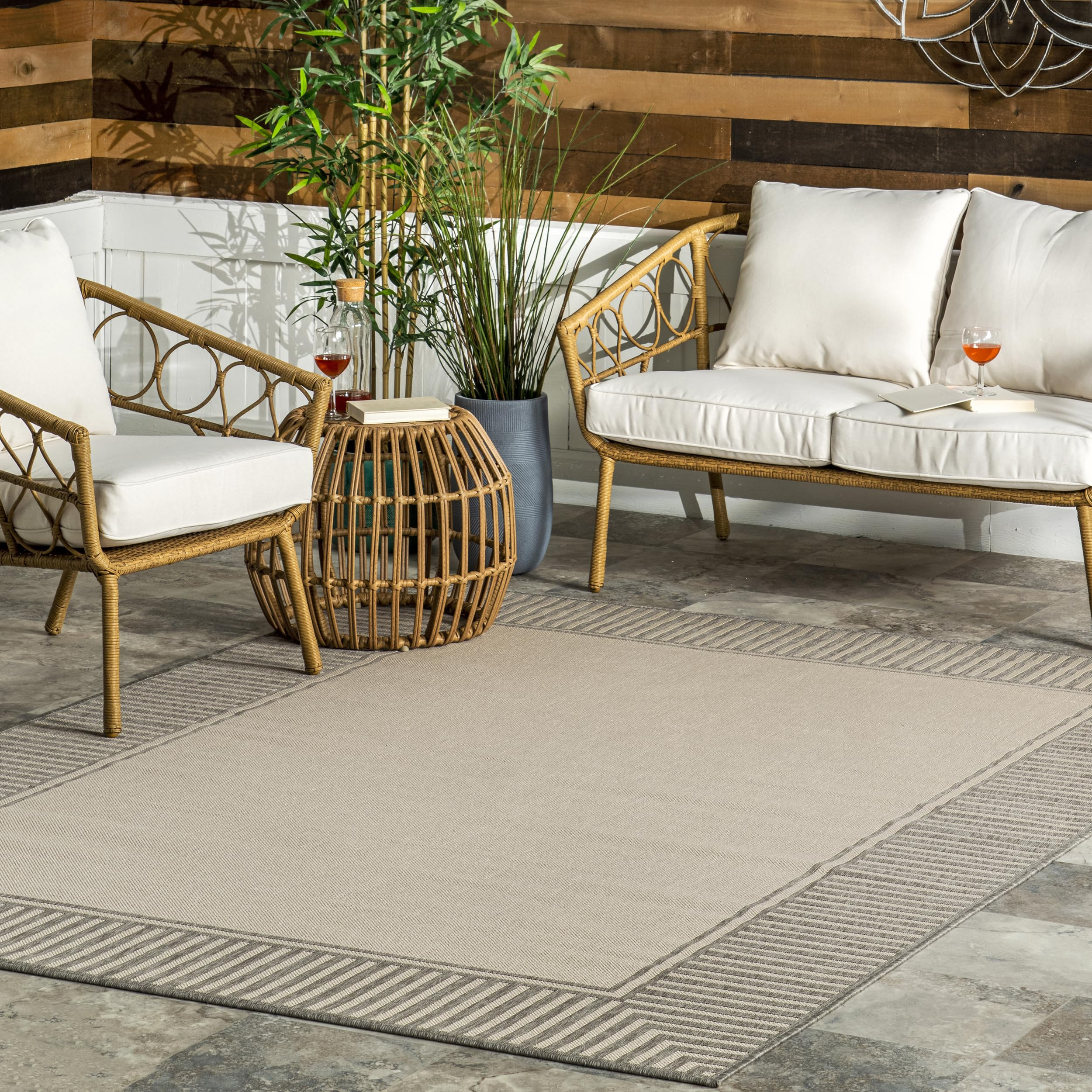 Amazon.com: Nuloom Asha Light Grey/Ivory, 4' x 6', Casual, Striped Border, Soft and Cozy, High Traffic, Stain Resistant, Easy Clean, Durable Area Rug for Indoor/Outdoor Patio, Deck, Porch, Garden, Courtyard : Home & Kitchen | Amazon (US)