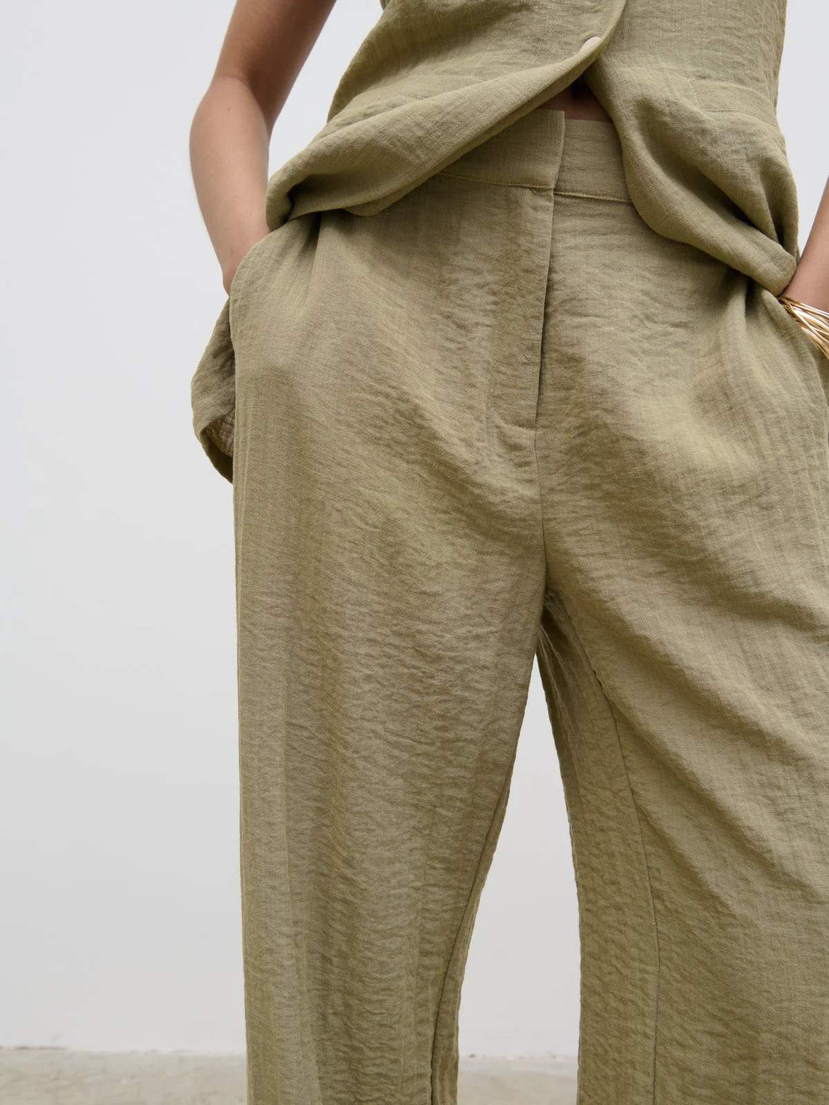 Remy Trousers - Olive | Pretty Lavish (UK)