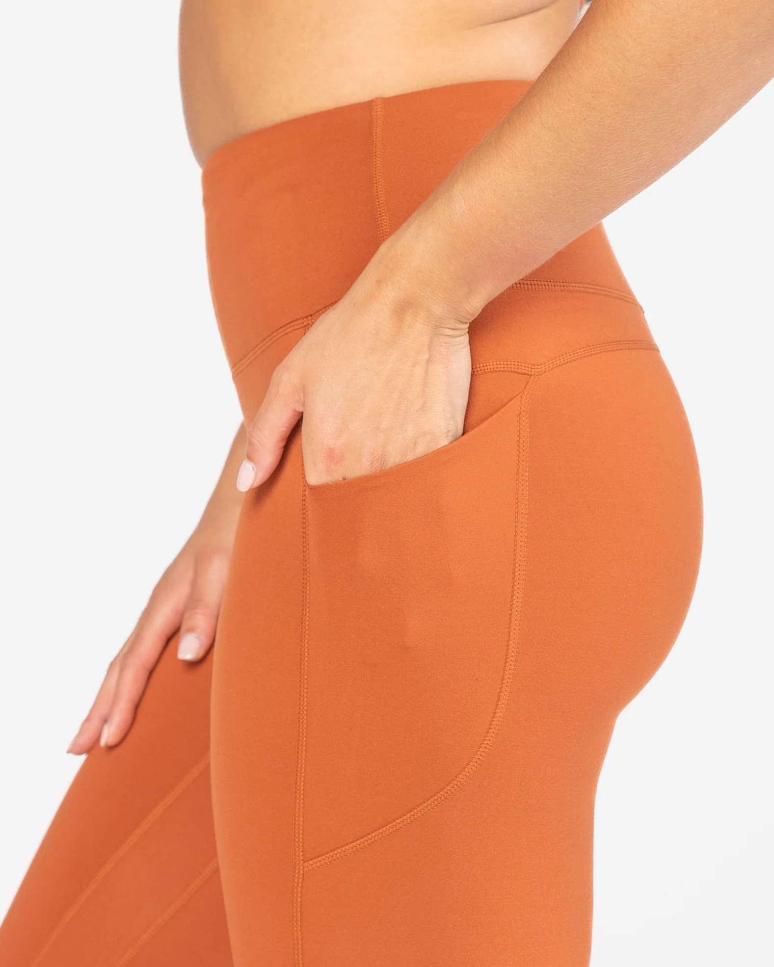 Skin Vinyasa Capri (22 in.) - Copper | Senita Athletics