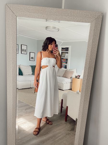 brides, this one is for you🫶🏼 I loved wearing this gorgeous cut-out maxi to try on wedding dresses the other day! 🤍 fyi: the LTK sale is LIVE, so you’ll get 25% if you shop through the app (just click the link in my bio & click the clothing item you like) 

#LTKsalealert #LTKstyletip #LTKSale