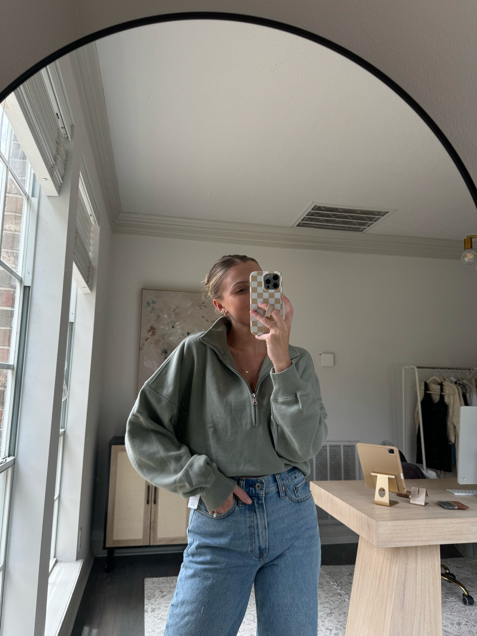 Fall sweatshirt in size M, jeans in 26L

#LTKStyleTip #LTKSeasonal