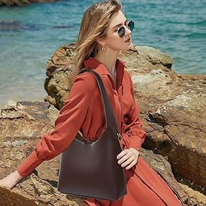 MINKARS Brooklyn Shoulder Bag 28 | Amazon (US)