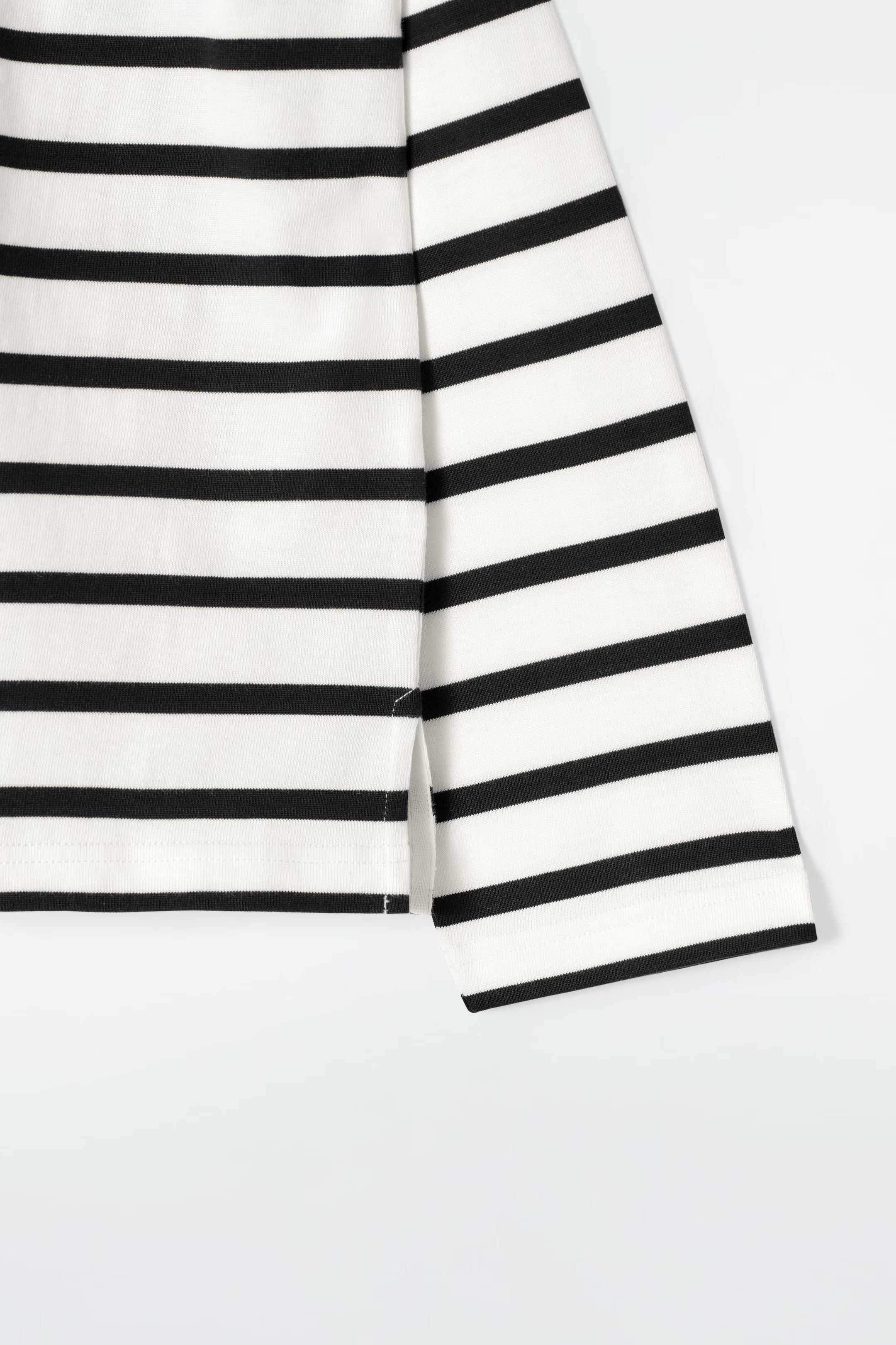 RELAXED STRIPED LONG-SLEEVED POLO SHIRT - WHITE / STRIPED | COS | COS UK