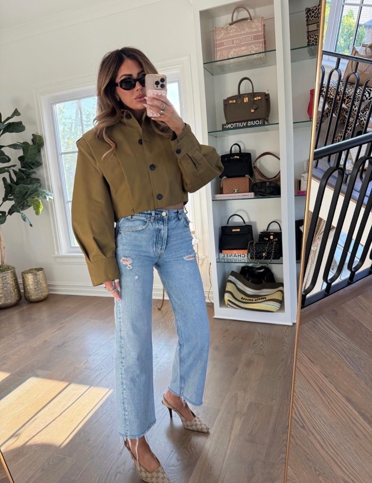 My Zara jacket is sold out so I linked similar from Amazon! Perfect for fall.

Amazon jacket, straight jeans, Gucci slingback, Emily Ann Gemma

#LTKootd #LTKHoliday #LTKSeasonal