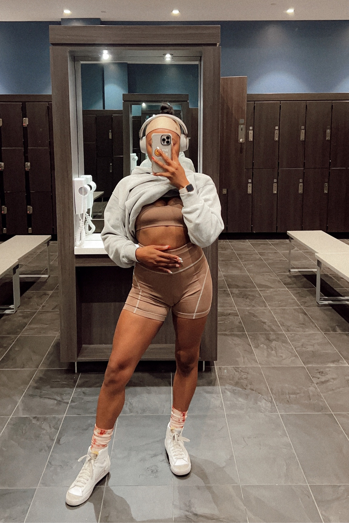 love a neutral tone workout set 🤎

my new fave tie dye Comrad socks are on sale ($19) at their original site (comradsocks.com) 


#LTKshoecrush #LTKfit