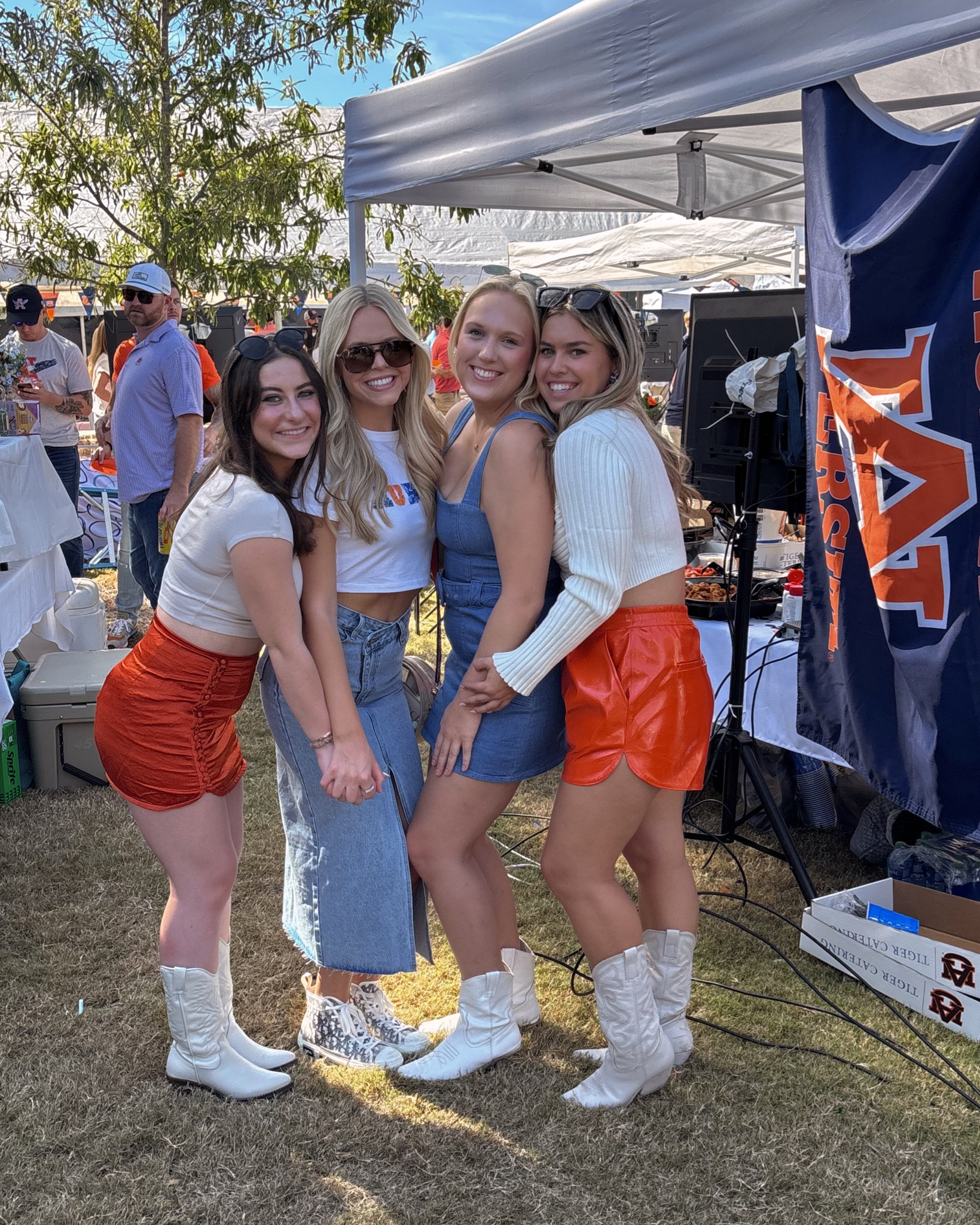 Auburn University Game day look - DIY patch tshirt 

#LTKFindsUnder50 #LTKParties #LTKStyleTip
